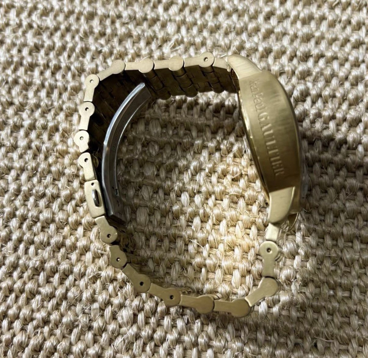 Jean Paul Gaultier Jean Paul Gaultier Engraved Arabic Gold Watch J29 Size ONE SIZE - 4 Thumbnail