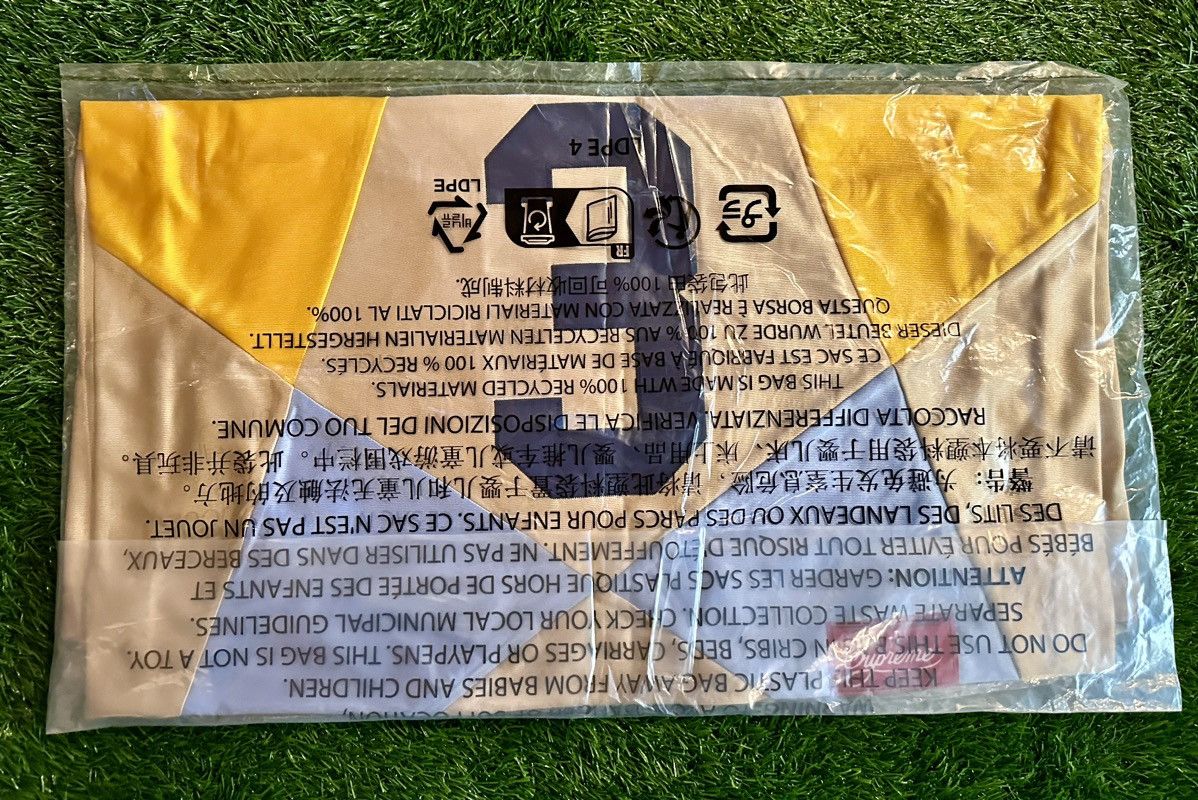 Supreme Supreme Star Football Jersey Gold Size XL Ready To Ship! Size US XL / EU 56 / 4 - 4 Thumbnail