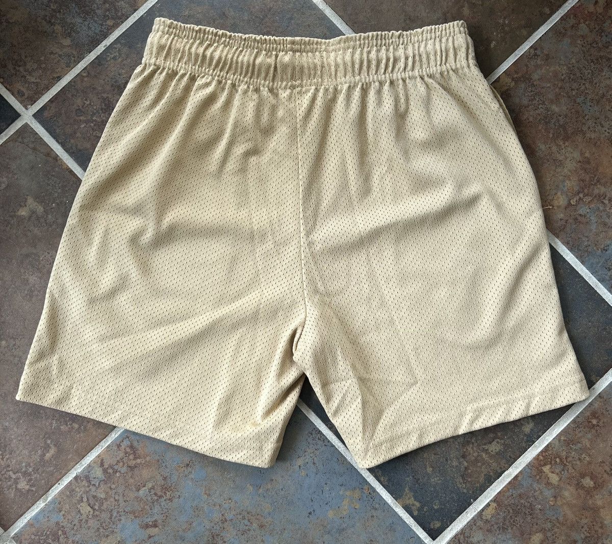 Eric Emanuel SIZE SMALL Eric Emanuel Vegas Gold/White Shorts Size US 30 / EU 46 - 3 Thumbnail