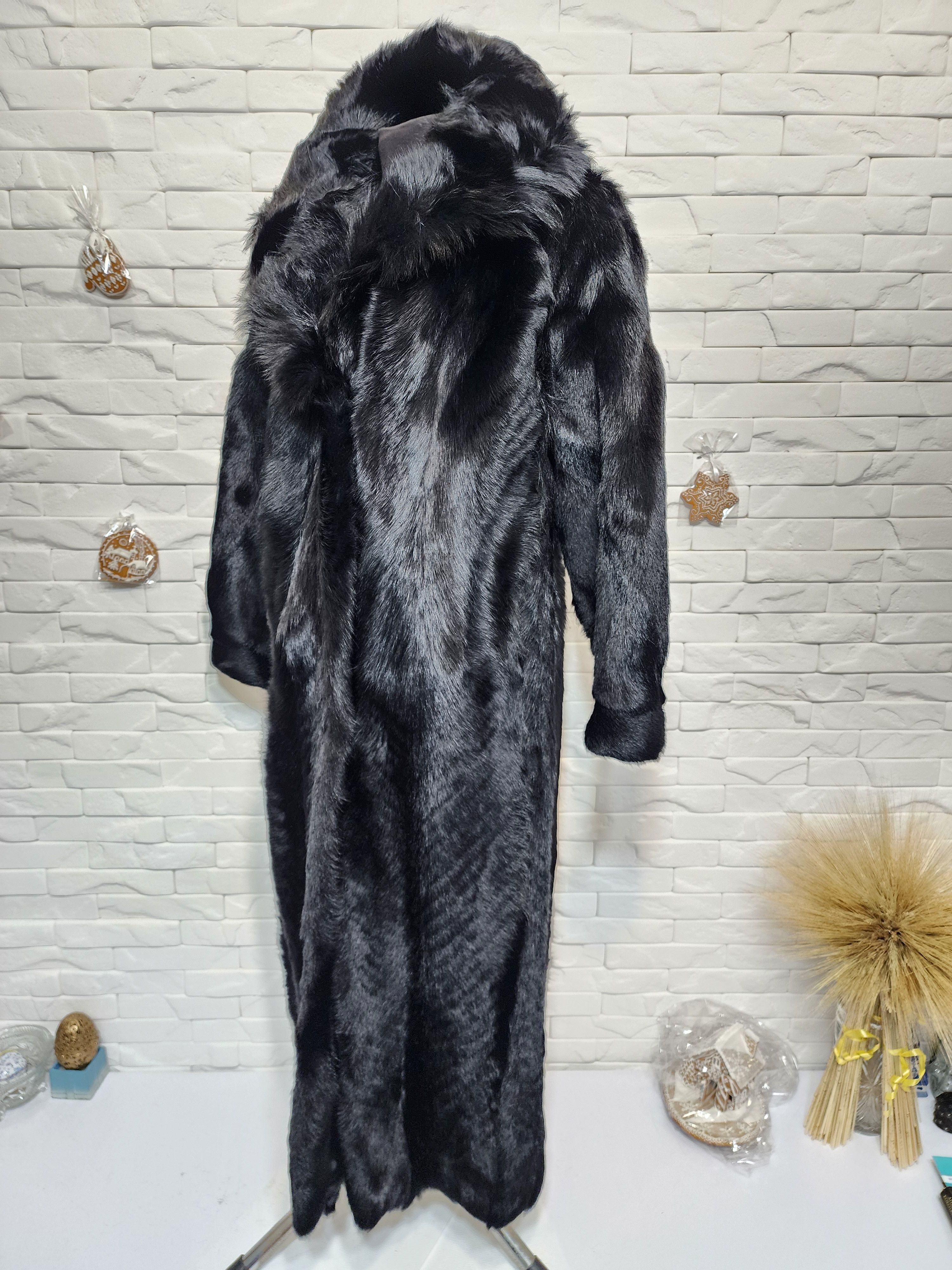 Furla Black Genuine Fur Coat: Women's Winter Warm Coat Size XL / US 12-14 / IT 48-50 - 2 Thumbnail