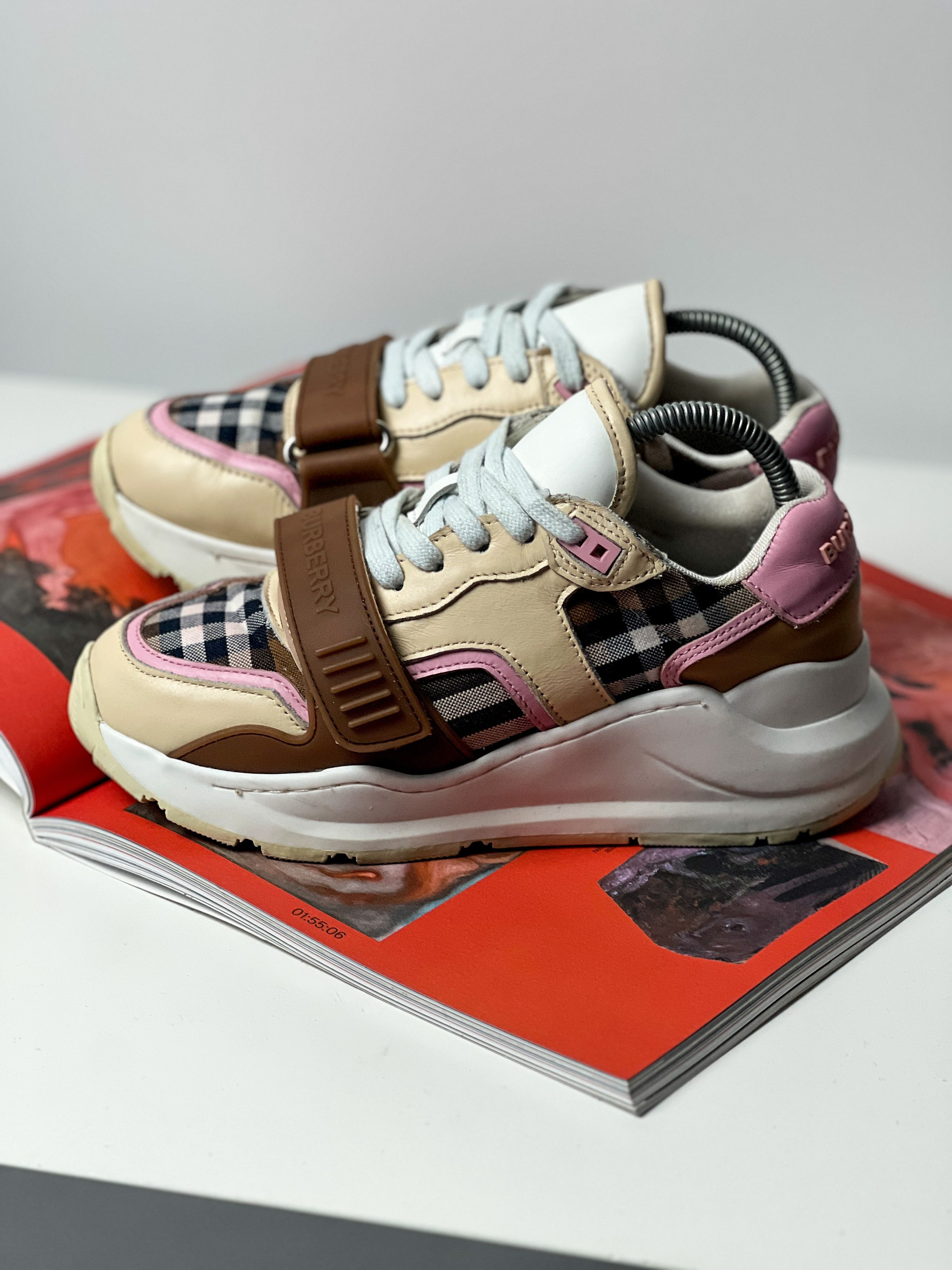 Burberry Burberry Ramsey Vintage Check Size US 7 / IT 37 - 6 Thumbnail