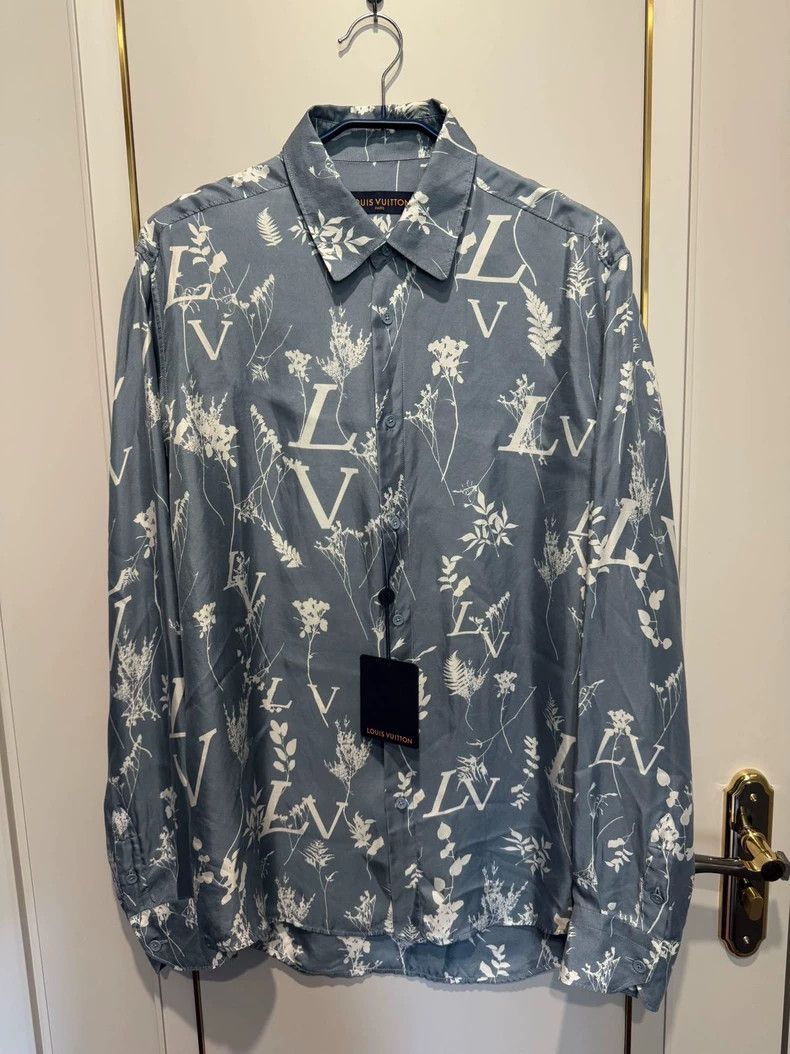 Louis Vuitton Louis Vuitton Branches logo printed shirt 2505-Nextarrow Size US L / EU 52-54 / 3 - 1 Thumbnail