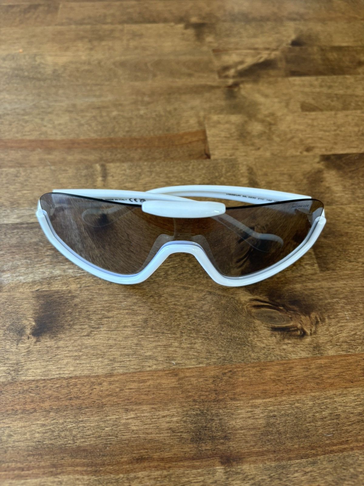 Moncler Shield Sunglasses Size ONE SIZE - 2 Thumbnail