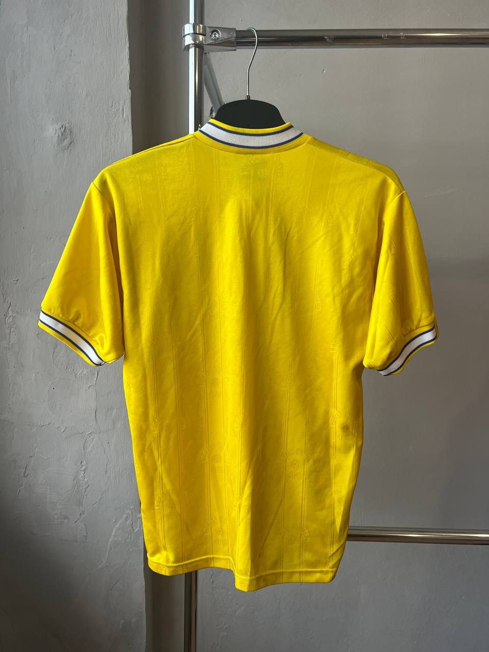 Puma 1997/98 LEEDS UNITED HOME SOCCER JERSEY FOOTBALL SHIRT SZ S Size US S / EU 44-46 / 1 - 11 Thumbnail