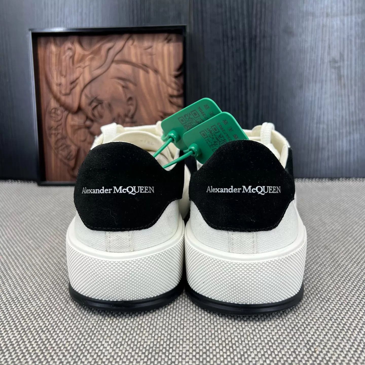 Alexander McQueen Alexander McQueen Deck White & Black 41.5 Size US 8.5 / EU 41-42 - 4 Thumbnail