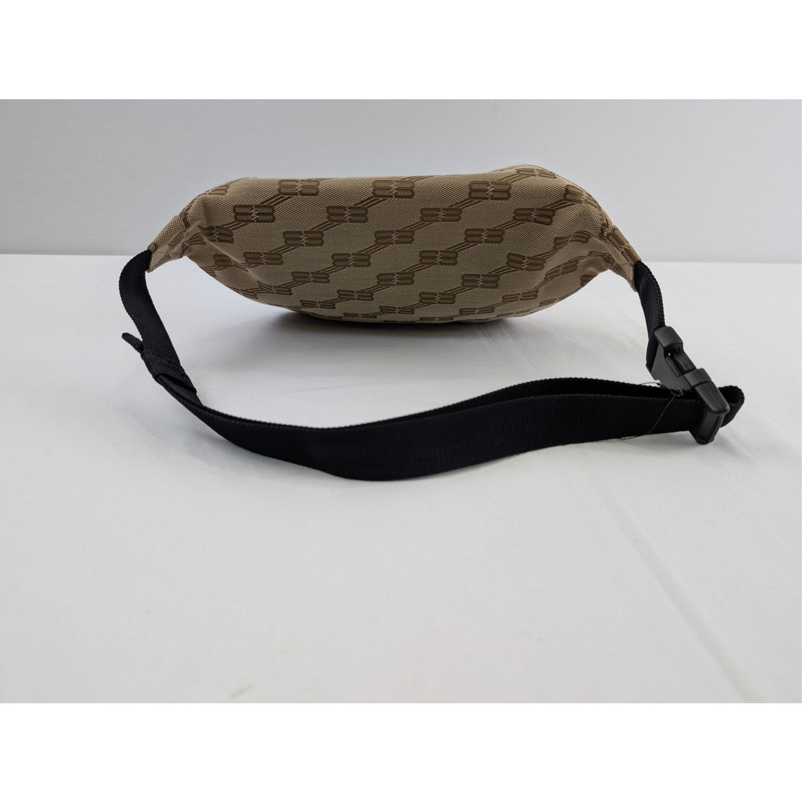 Balenciaga o1rshd1 Size: OS/ BB monogram jacquard canvas Belt Bag Brown Size ONE SIZE - 6 Thumbnail