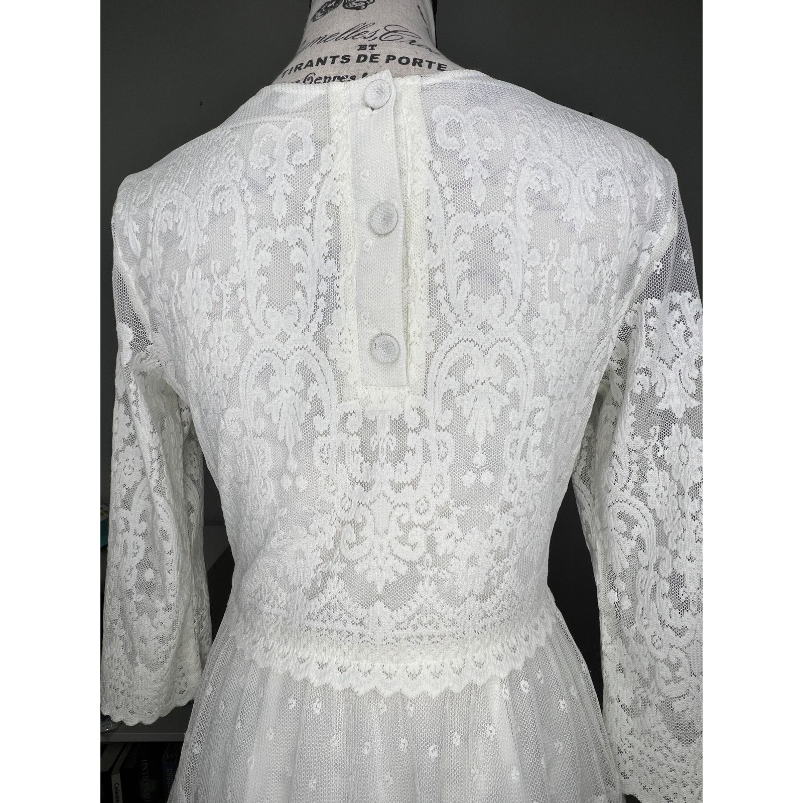 Cream Lacey Scallop Hem 3/4 Sleeve Pocket Fully Lined Dress