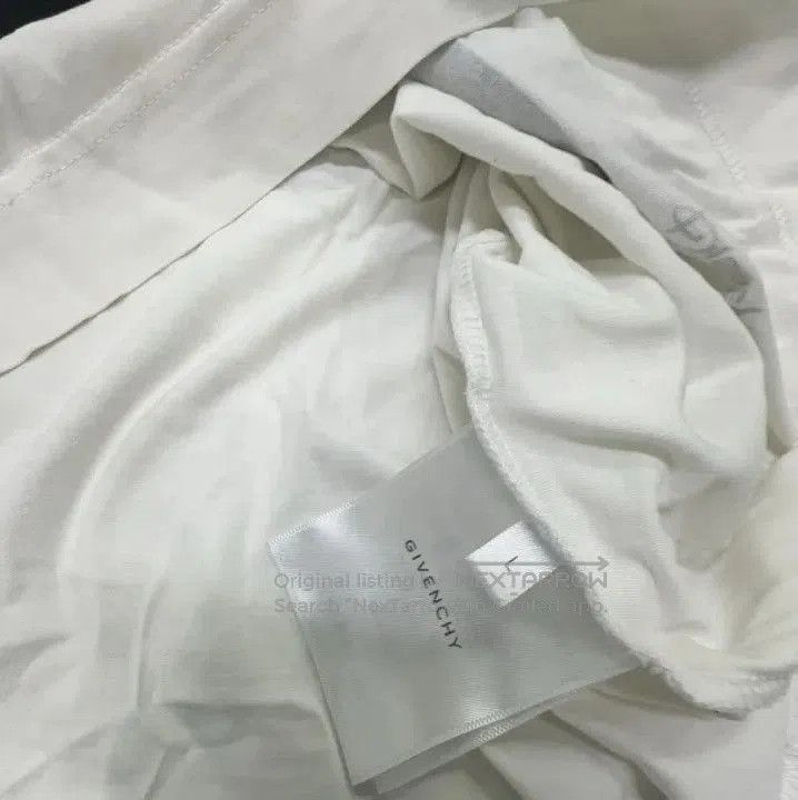 Givenchy Givenchy Disney SS22 Men's Rabbit Print T-Shirt. Size US L / EU 52-54 / 3 - 2 Thumbnail