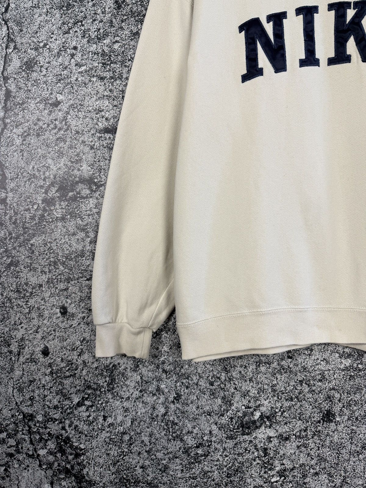 Nike Nike Vintage 90s Crewneck Sweatshirt Big Logo Pullover Sz M Size US M / EU 48-50 / 2 - 4 Thumbnail