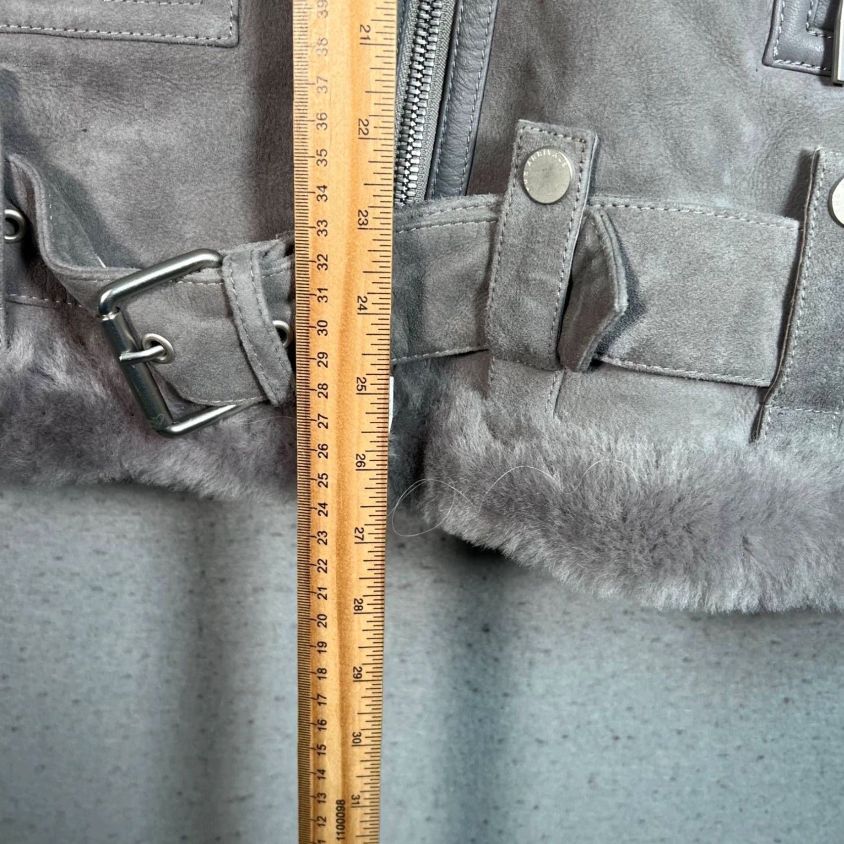 The Arrivals VINTAGE The Arrivals Moya Gray Shearling Leather Moto Jacket Womens XXS SIZE 2XS Leather Lining Short Zip Biker Jacket Winter Fall Mens Womens Girls Size XXS / US 00 / IT 34 - 6 Thumbnail
