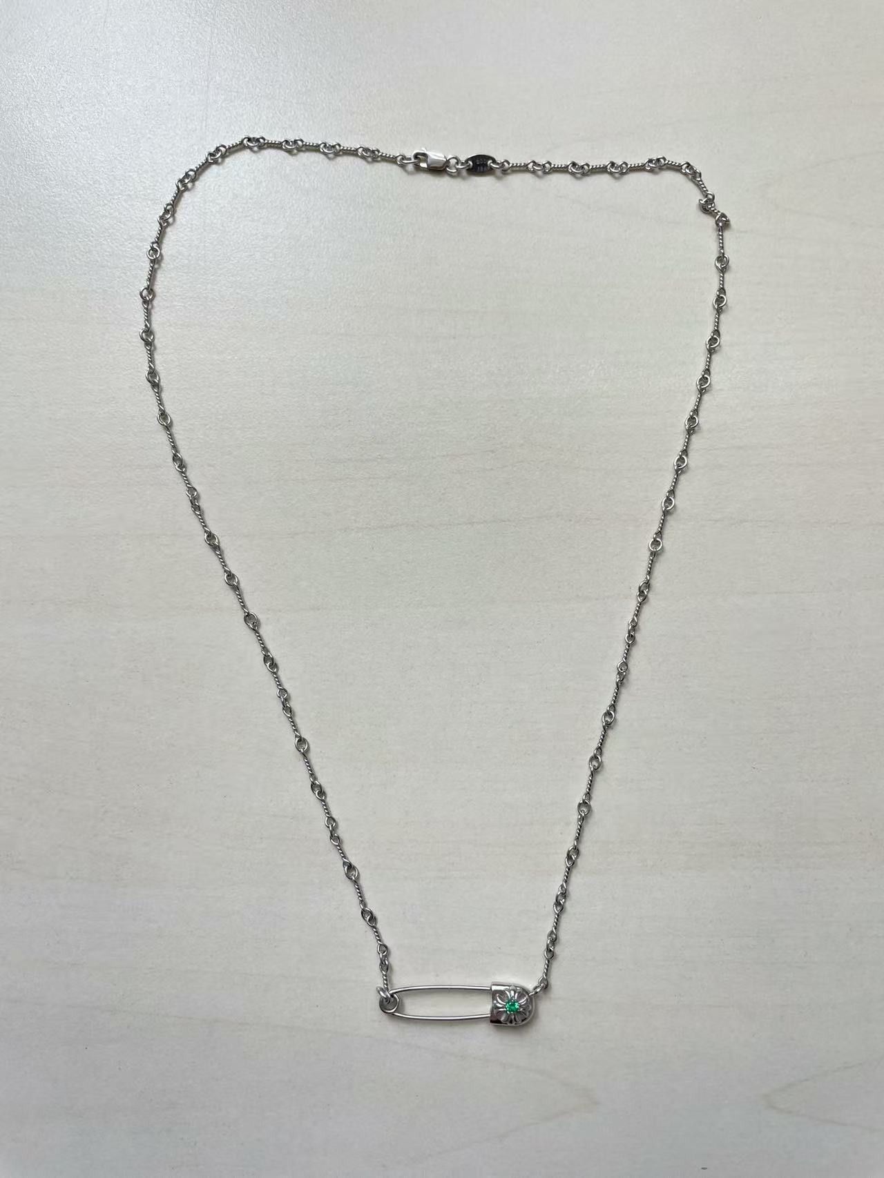Chrome Hearts Chrome Hearts 18K White Gold Emerald Pin Safety Necklace Size ONE SIZE - 10 Thumbnail