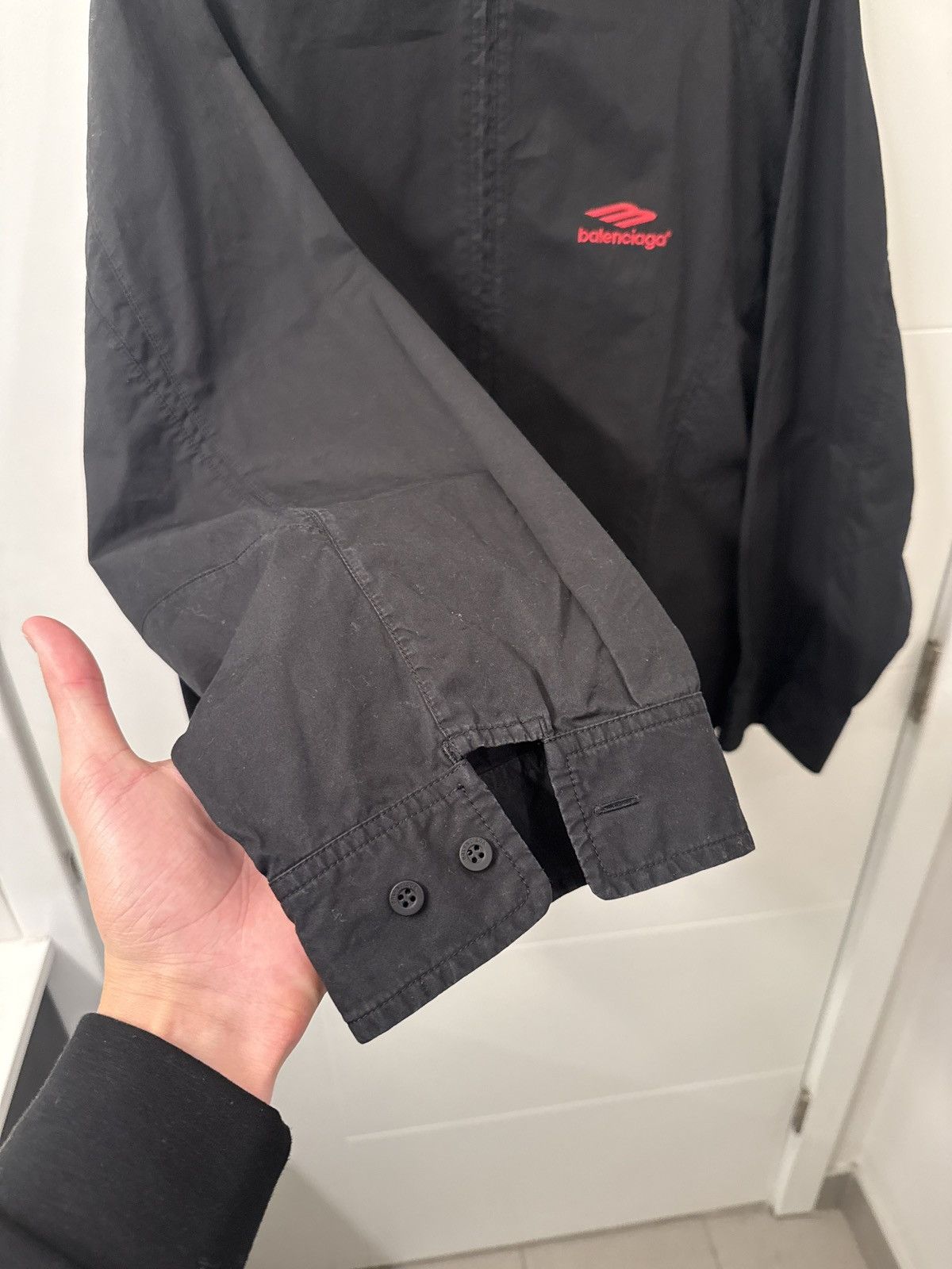 Balenciaga Balenciaga 3B Logo Track Suit Jacket in Black Size US S / EU 44-46 / 1 - 7 Thumbnail