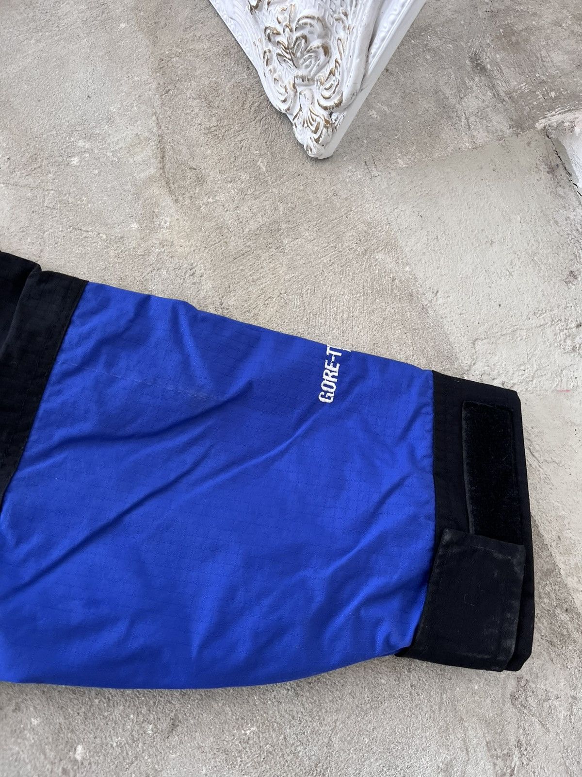 The North Face Vintage The North Face GoreTex Jacket Blue Black Outdoor Y2K Size US XXL / EU 58 / 5 - 9 Thumbnail