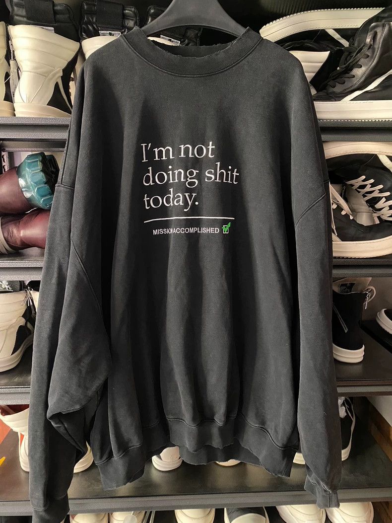 Vetements Vetements 23ss Slouchy hoodie, very comfortable, wash and Size US S / EU 44-46 / 1 - 1 Thumbnail