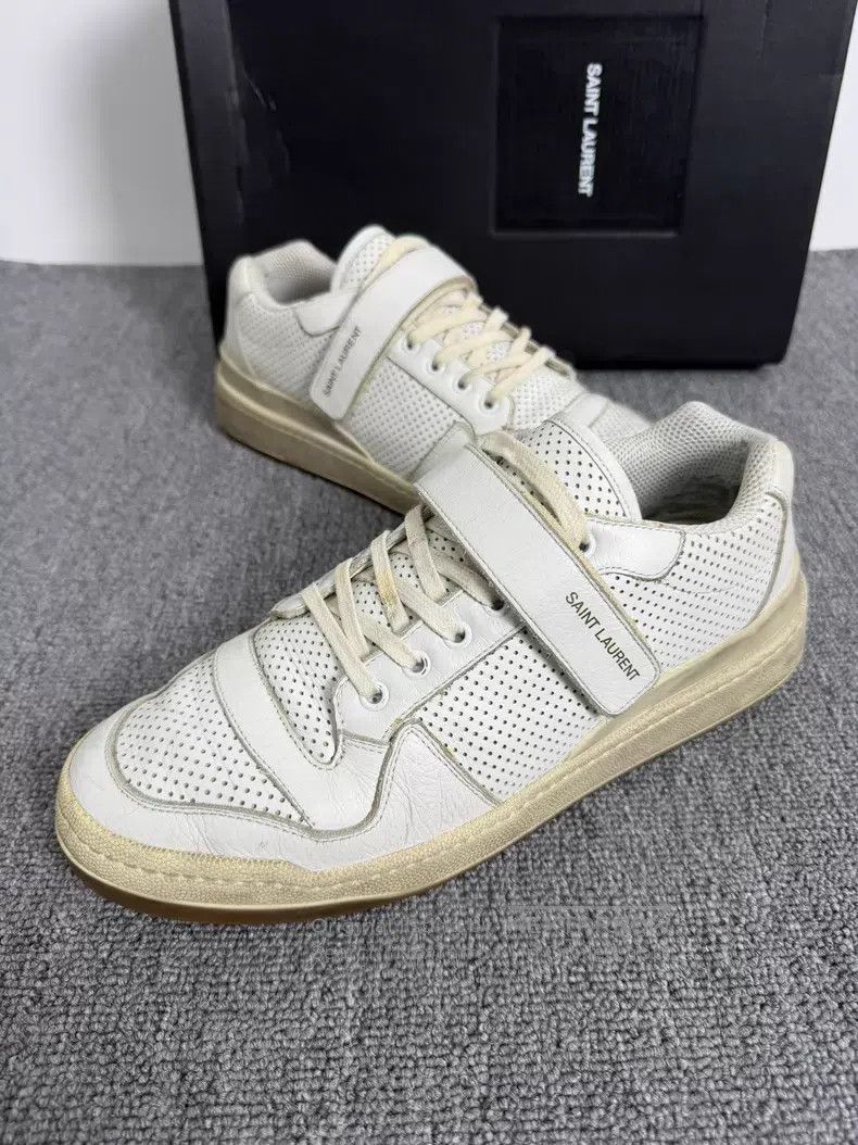 Saint Laurent Paris Saint Laurent Paris Worn-out Velcro low-top sneakers Size US 9.5 / EU 42-43 - 3 Thumbnail