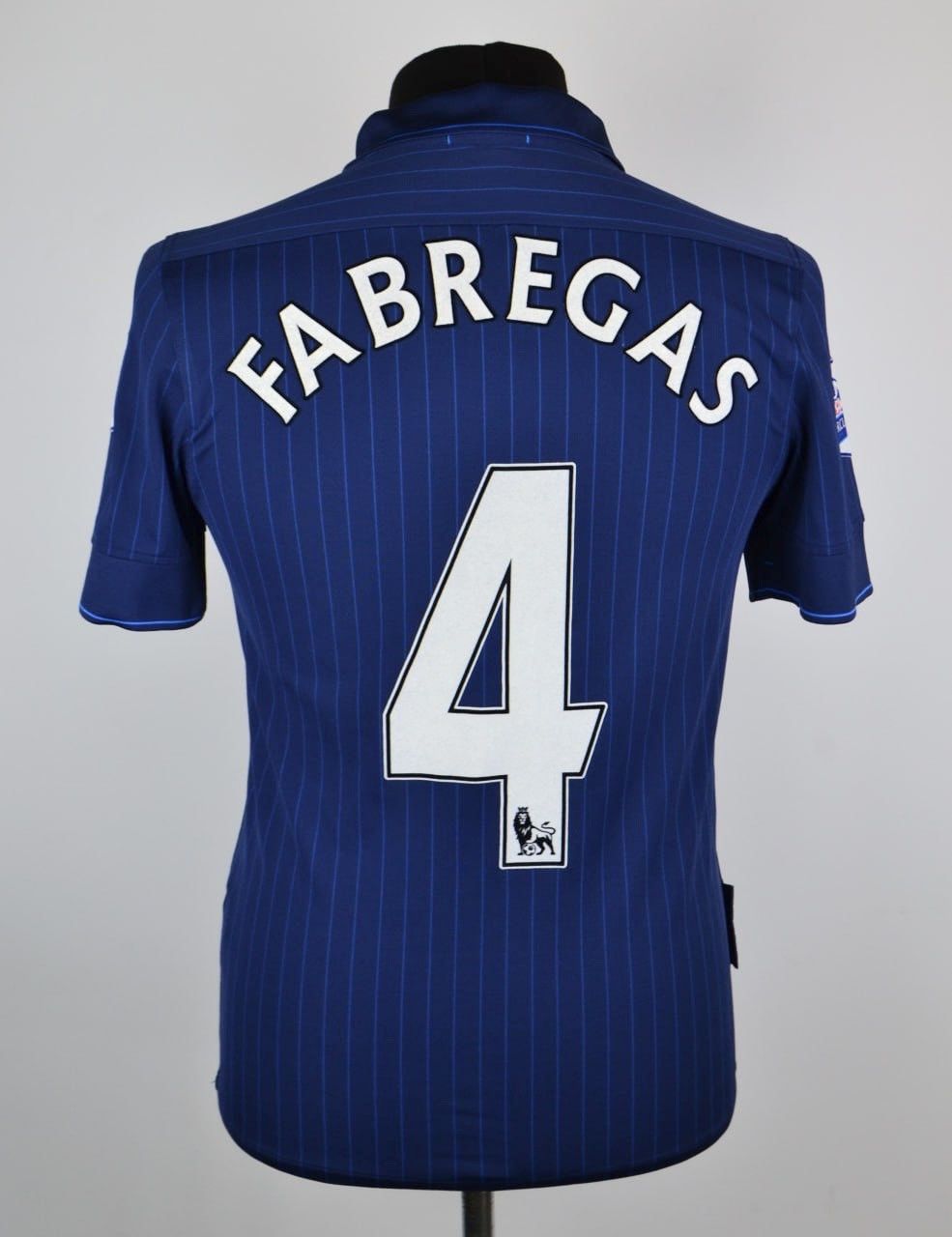 Vintage Nike Arsenal #4 Fabregas FC Y2k Away Football Shirt Size S Size US S / EU 44-46 / 1 - 7 Thumbnail