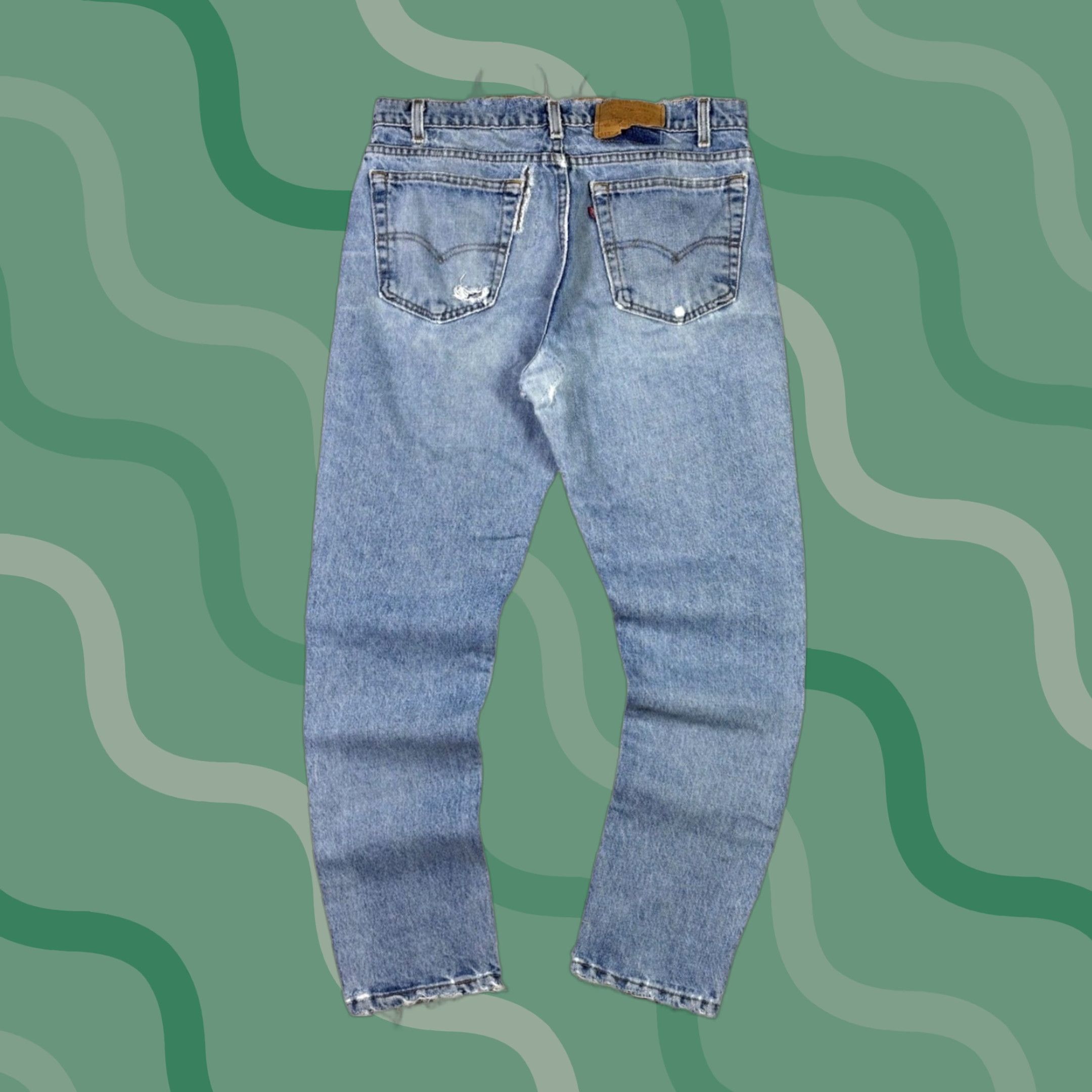 Levi's VINTAGE Levi's 512 Slim Fit Jeans Light Wash Distressed Mens 32x30 Jeans Size US 32 / EU 48 - 1 Thumbnail