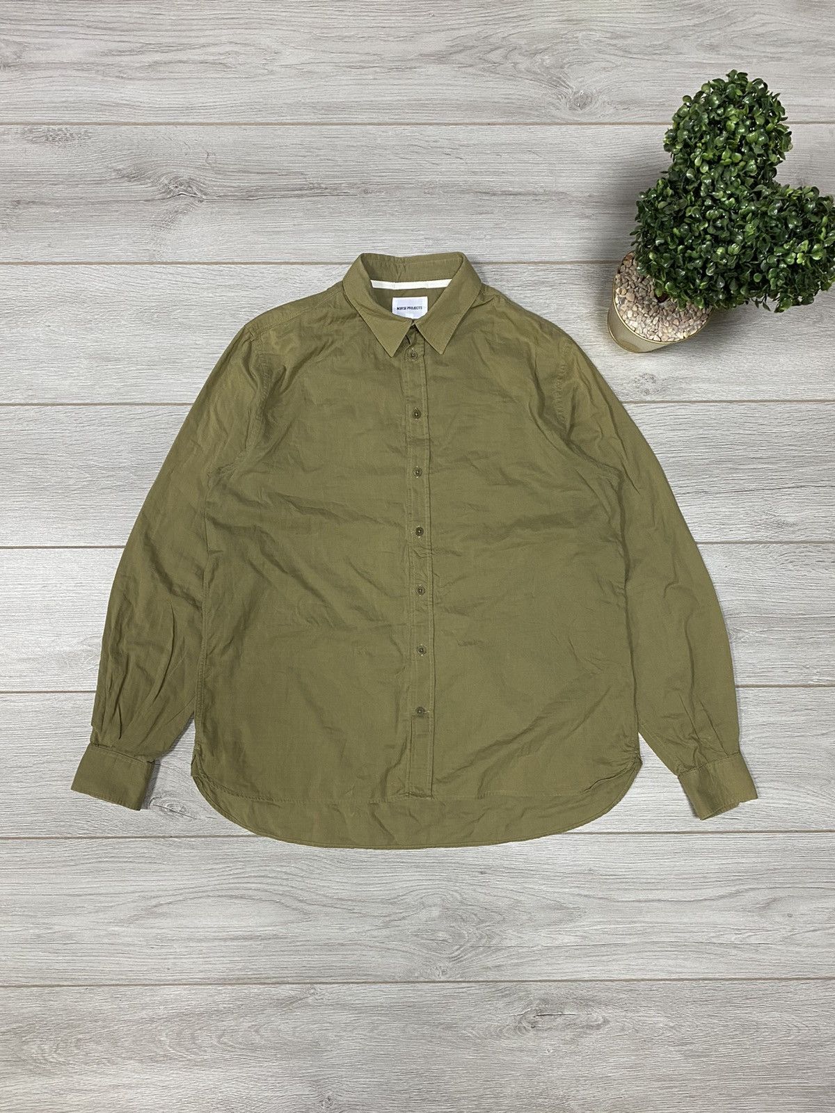 Norse Projects Norse Project shirt buttons Size US L / EU 52-54 / 3 - 1 Thumbnail