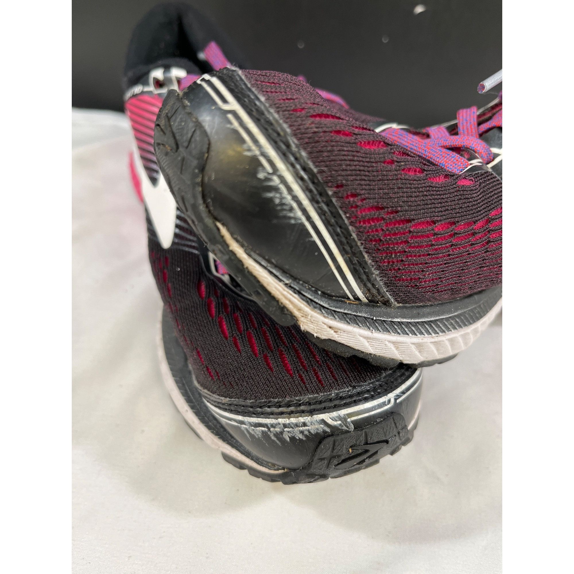 Brooks Brooks Ghost 10 Women's Pink Running Sneakers Size 8.5D SKU Size US 8.5 / IT 38.5 - 8 Thumbnail