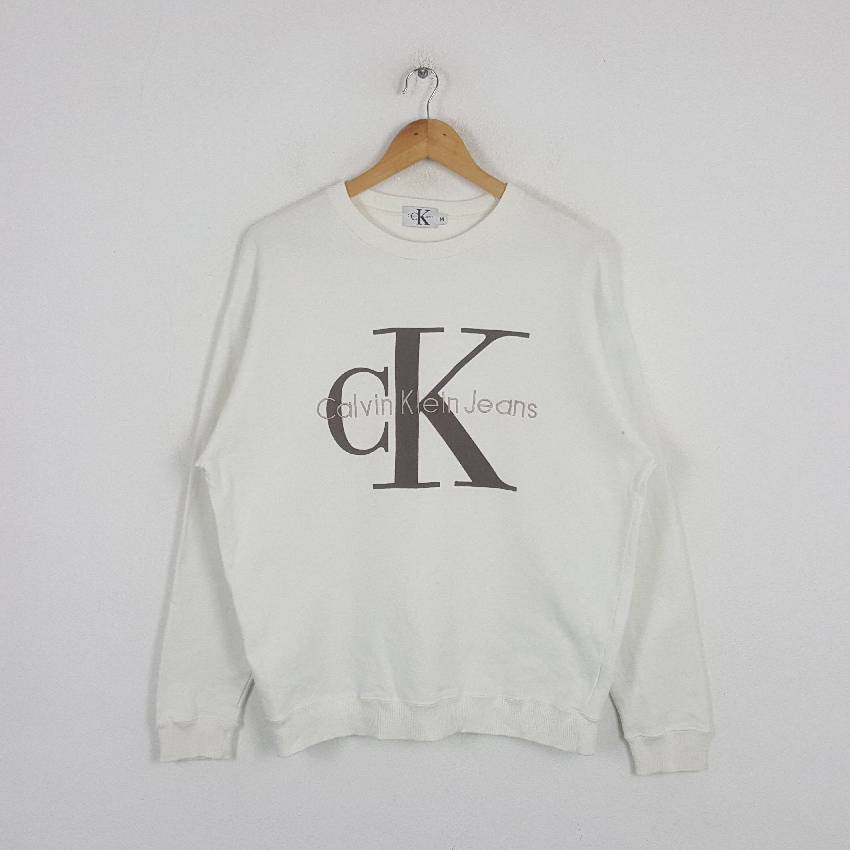 Calvin Klein Vintage Calvin Klein Jeans Designer Brand Sweatshirt C295N5 Size US M / EU 48-50 / 2 - 1 Thumbnail