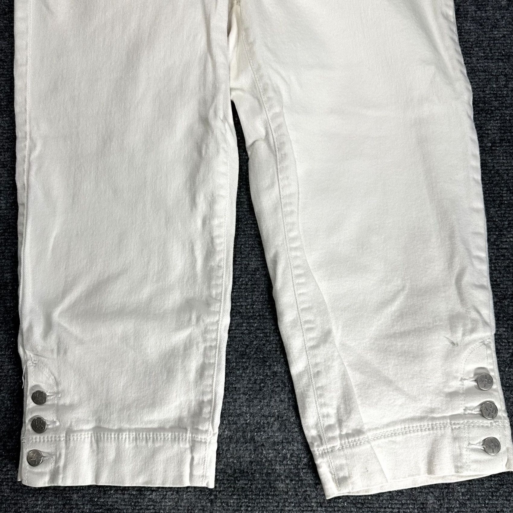 NYDJ NYDJ Womens Size 6 White Cotton Blend Stretch Crop Button Jeans Size 28" / US 6 / IT 42 - 2 Thumbnail
