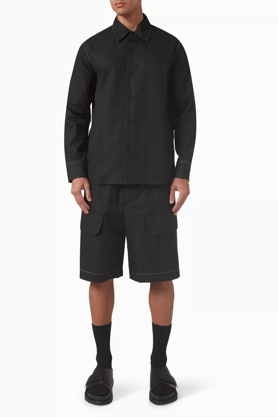 Jil Sander o1w1db10825 Relaxed Shorts in Black Size US 32 / EU 48 - 2 Thumbnail