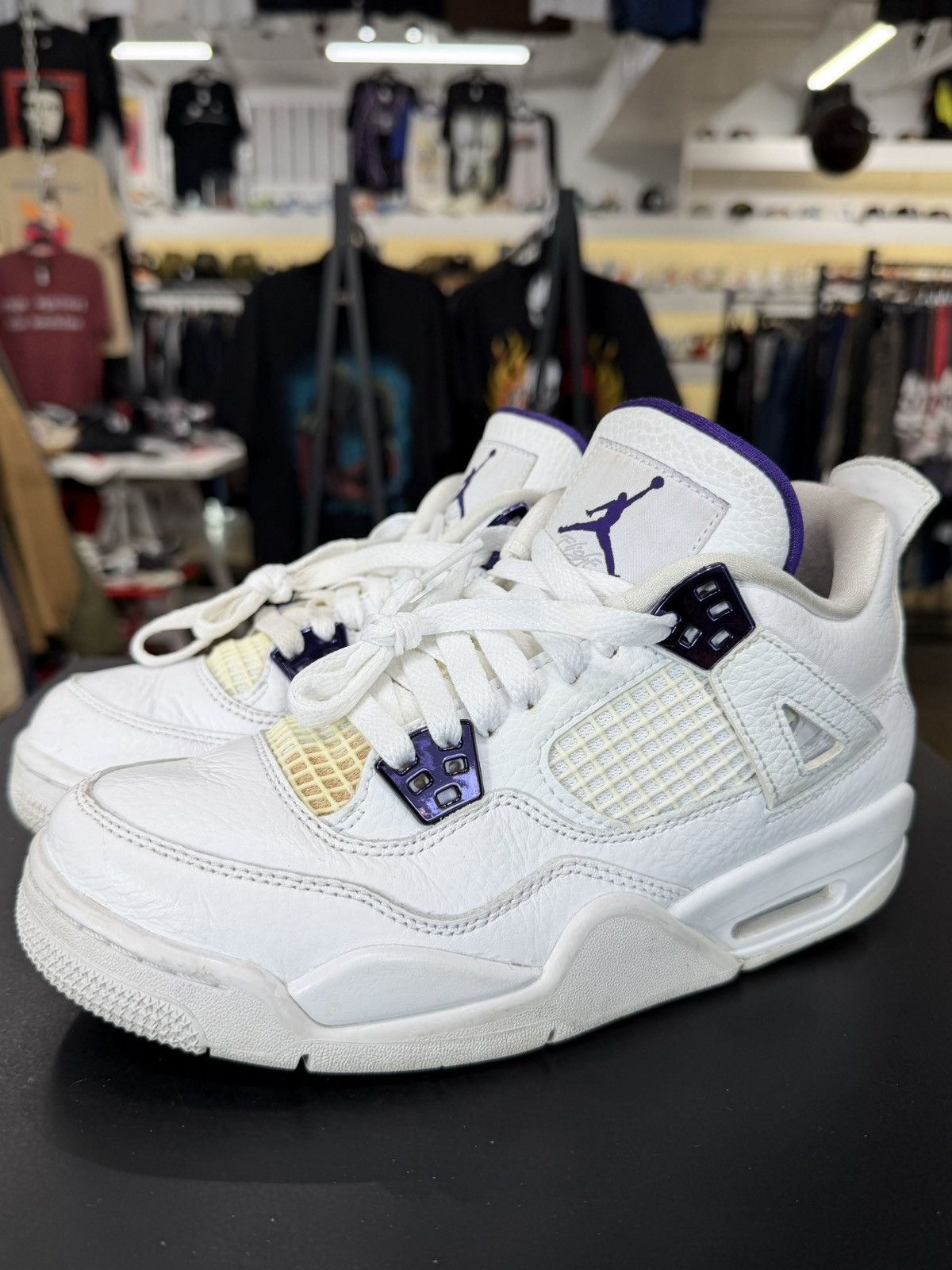 Jordan Brand Air Jordan 4 Metallic Purple Size 5.5Y (2020) Size US 5.5 / EU 38 - 1 Thumbnail