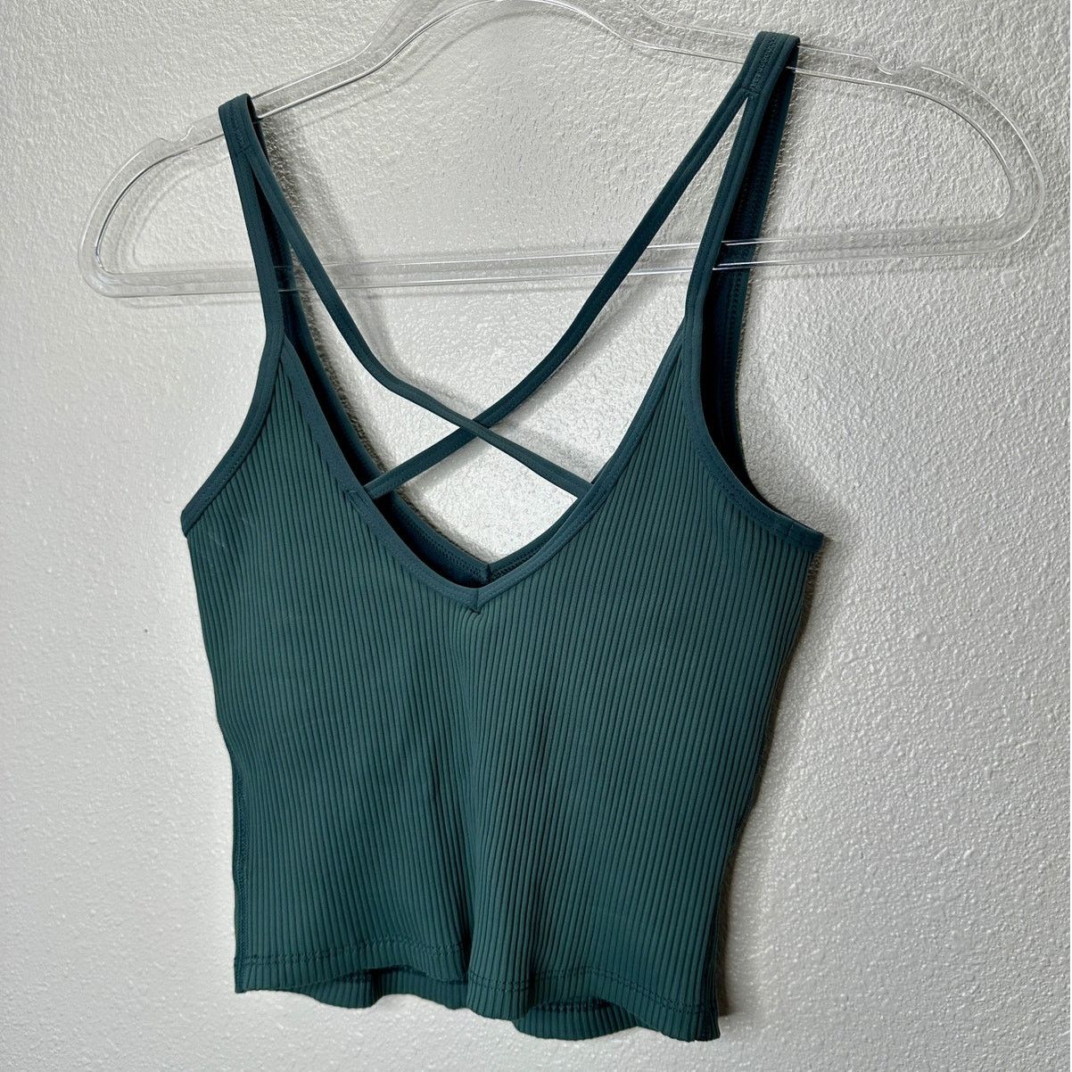 Vuori Vuori Steel Green Front V Strappy Back Rib Knit Sport Bra XS Size XS / US 0-2 / IT 36-38 - 5 Thumbnail