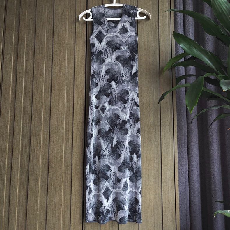 Issey Miyake Issey Miyake size:2 Ink-wash wave pleated dress Size XS / US 0-2 / IT 36-38 - 1 Thumbnail