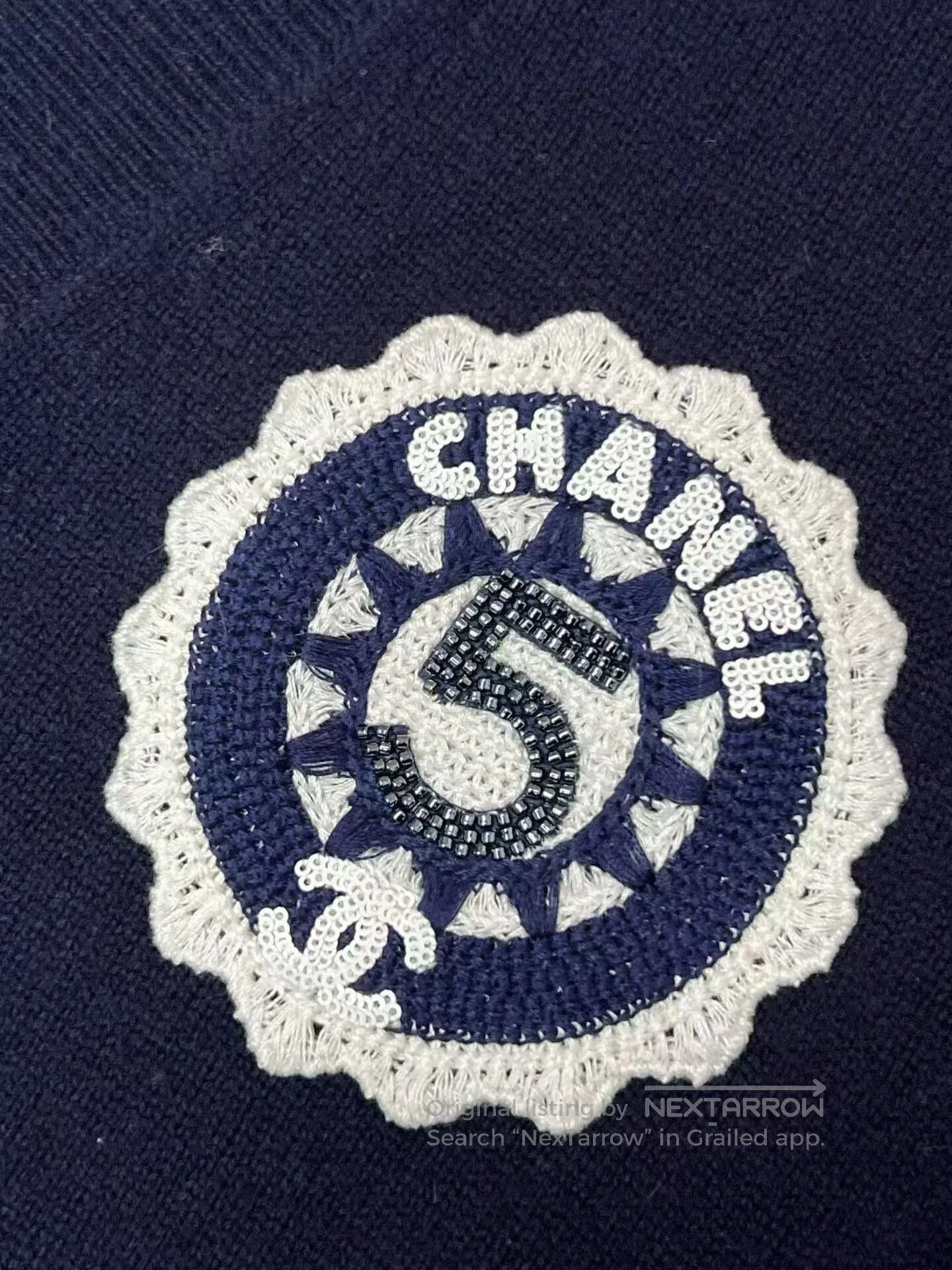 Chanel CHANEL Logo Badge Cardigan Sweater. Size S / US 4 / IT 40 - 6 Thumbnail