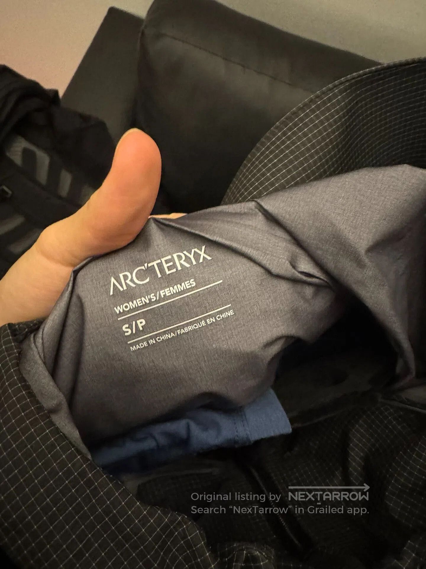 Arc'teryx Arcteryx Women's Alpha Lightweight Anorak. Size S / US 4 / IT 40 - 6 Thumbnail