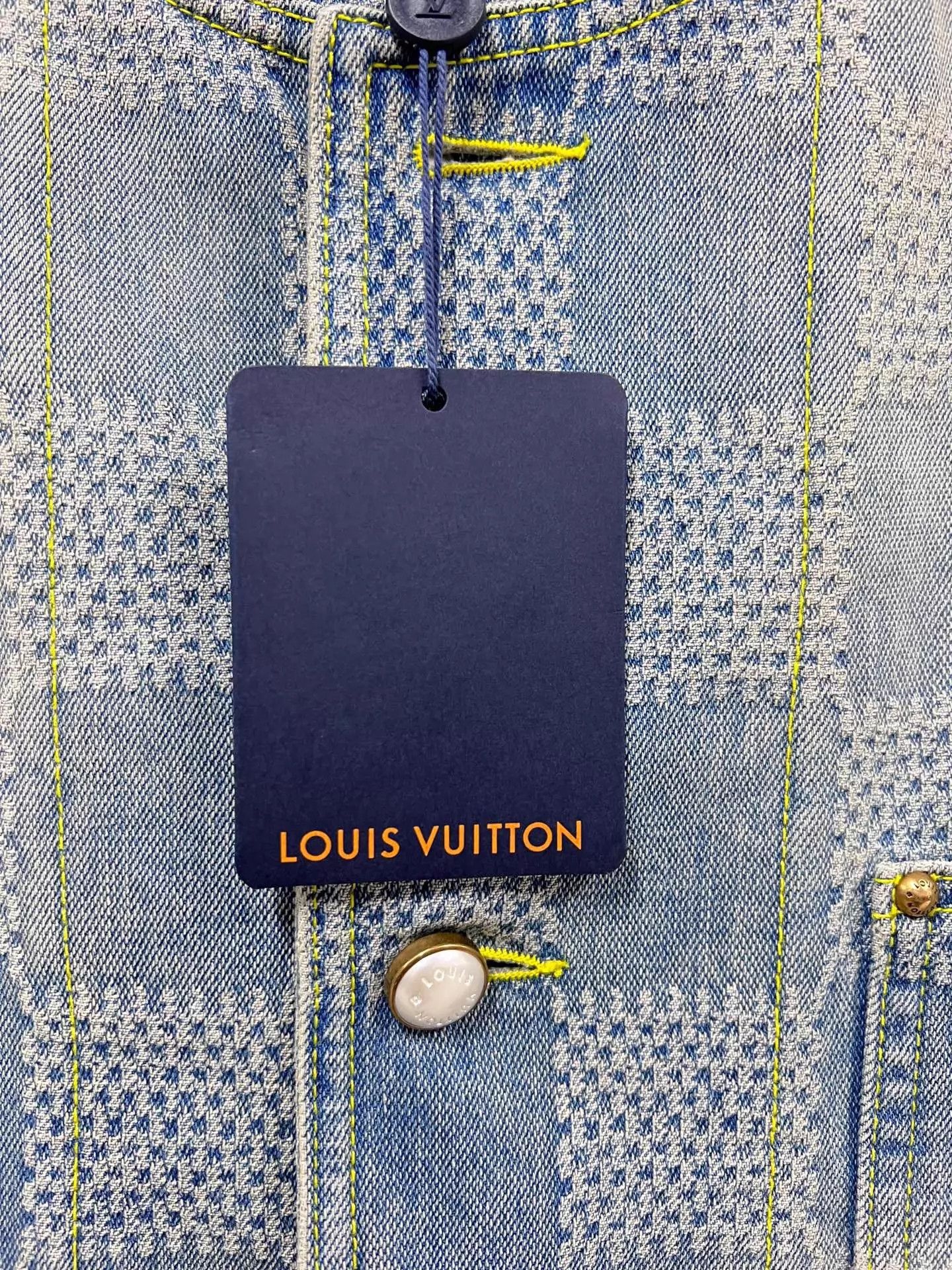 Louis Vuitton LV Pharrell Damier All-Over Print Denim Jacket Size 52 Size US L / EU 52-54 / 3 - 3 Thumbnail