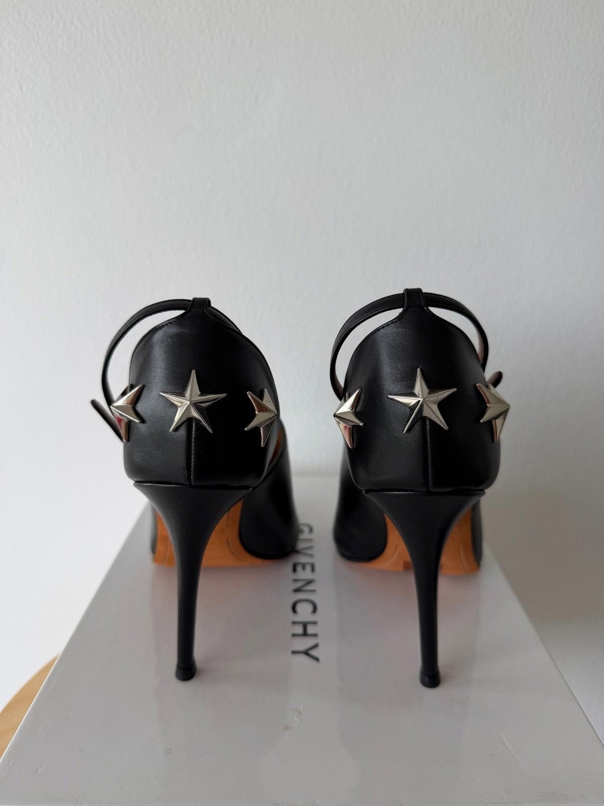 Givenchy new Givenchy womens stars sandals 10 heels shoes black 36.5 Size US 5.5 / IT 35.5 - 2 Thumbnail