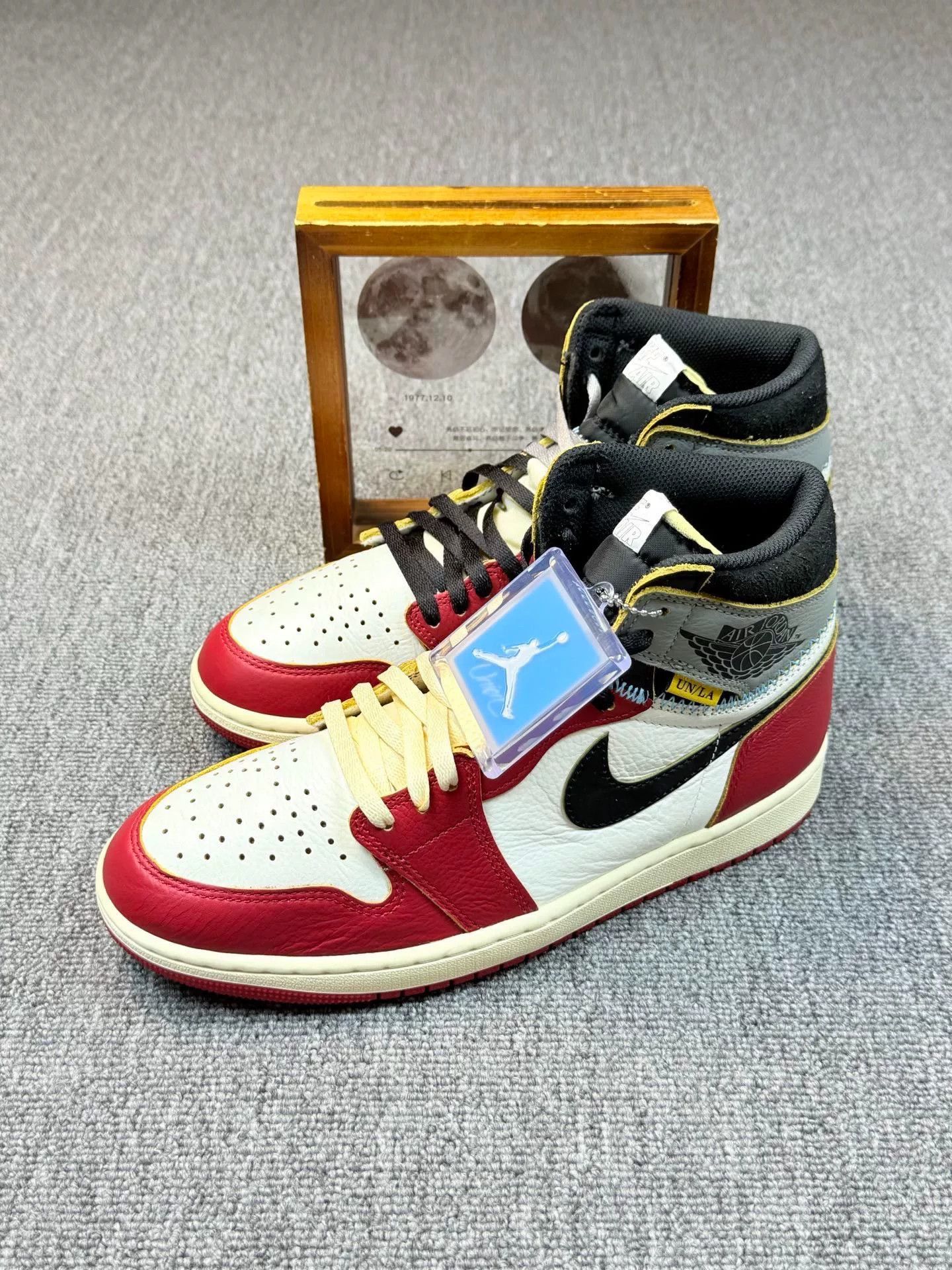 Nike Nike AJ1 Red Lowtop Sneakers 9 Men Size US 9 / EU 42 - 1 Thumbnail