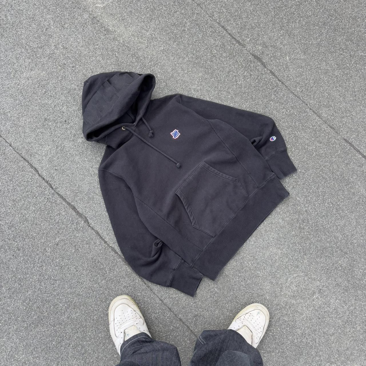 Champion × Japanese Brand × Undefeated Vintage y2k 90s Undefeated x Champion Terry cotton hoodie Size US M / EU 48-50 / 2 - 2 Thumbnail