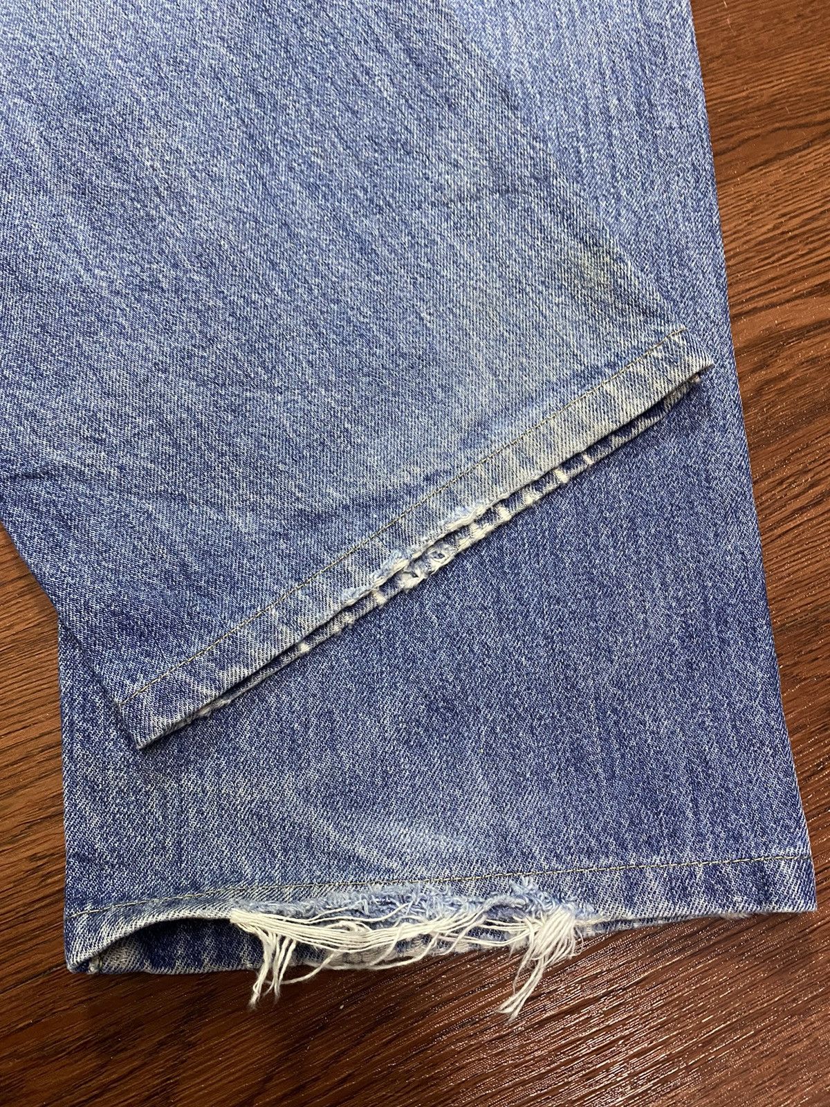 Japanese Brand Vintage Uniqlo Blue Wash Patched Distressed Loose Jeans Size US 36 / EU 52 - 15 Thumbnail