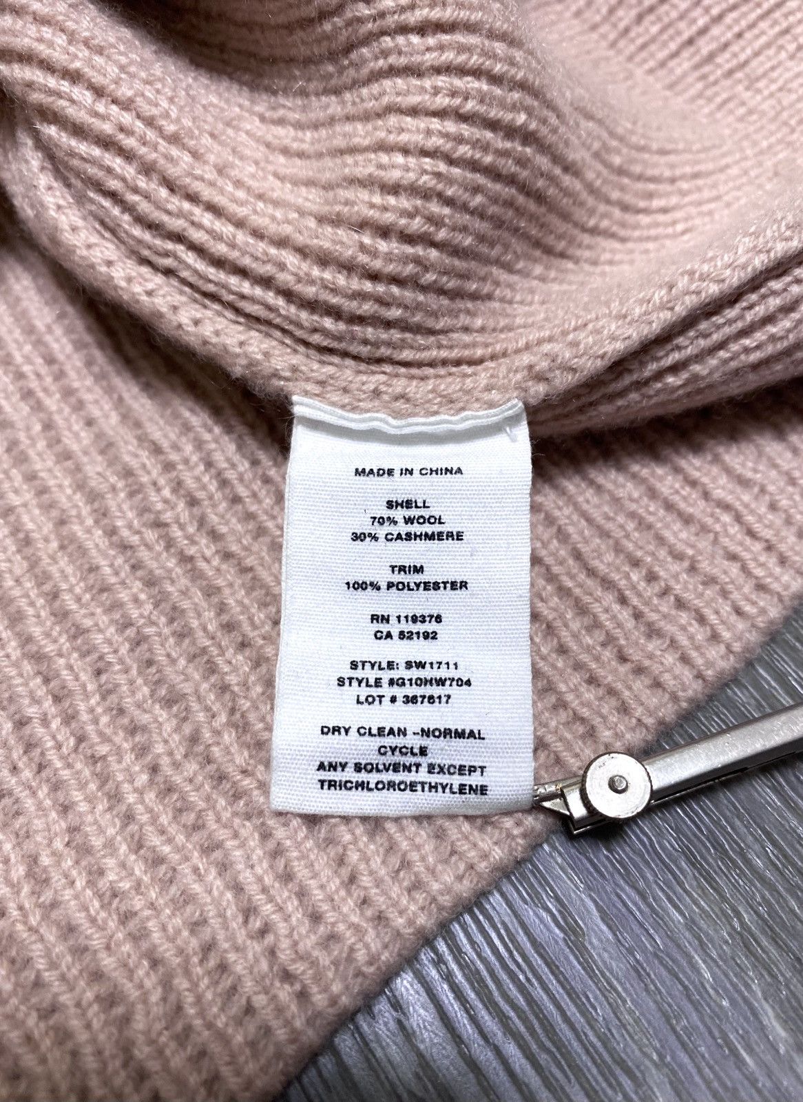 Helmut Lang Women’s Archival Helmut Lang Oversized Beige Bondage Sweater Size L / US 10 / IT 46 - 17 Thumbnail