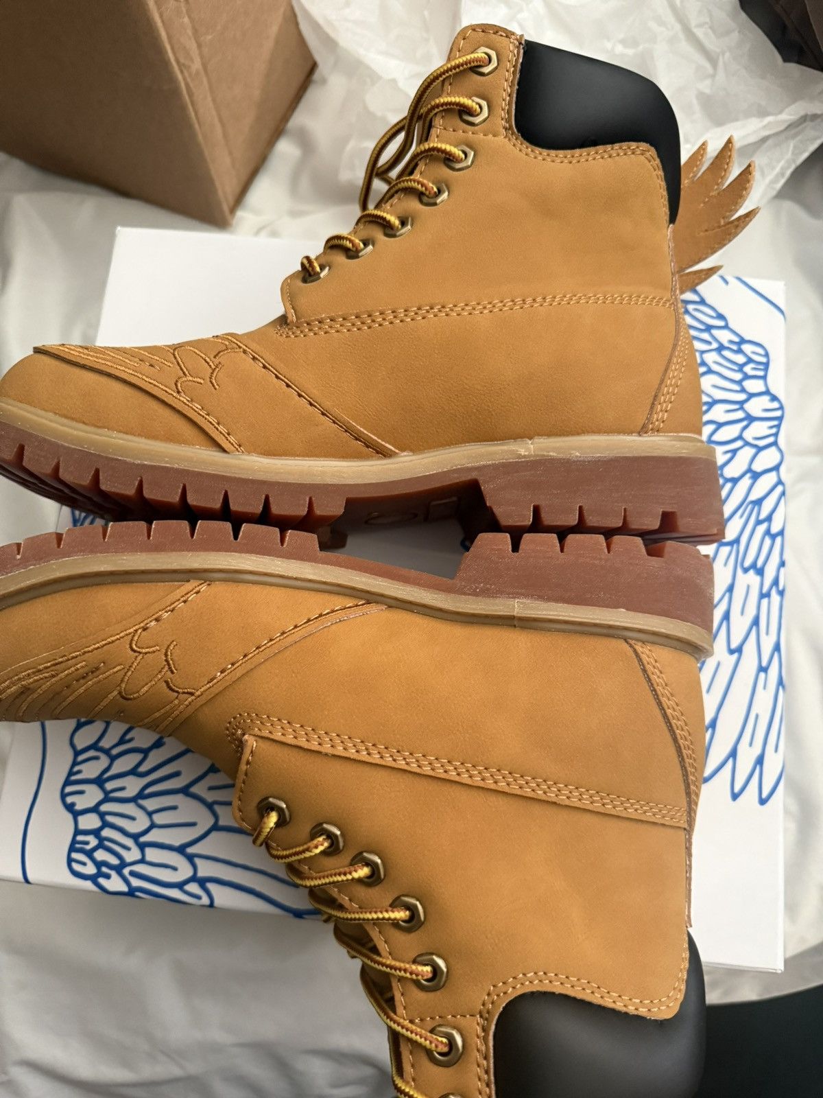 Bravest Studios Bravest Studios Wing Accent Wheat Leather Size US 6 / EU 39 - 8 Thumbnail
