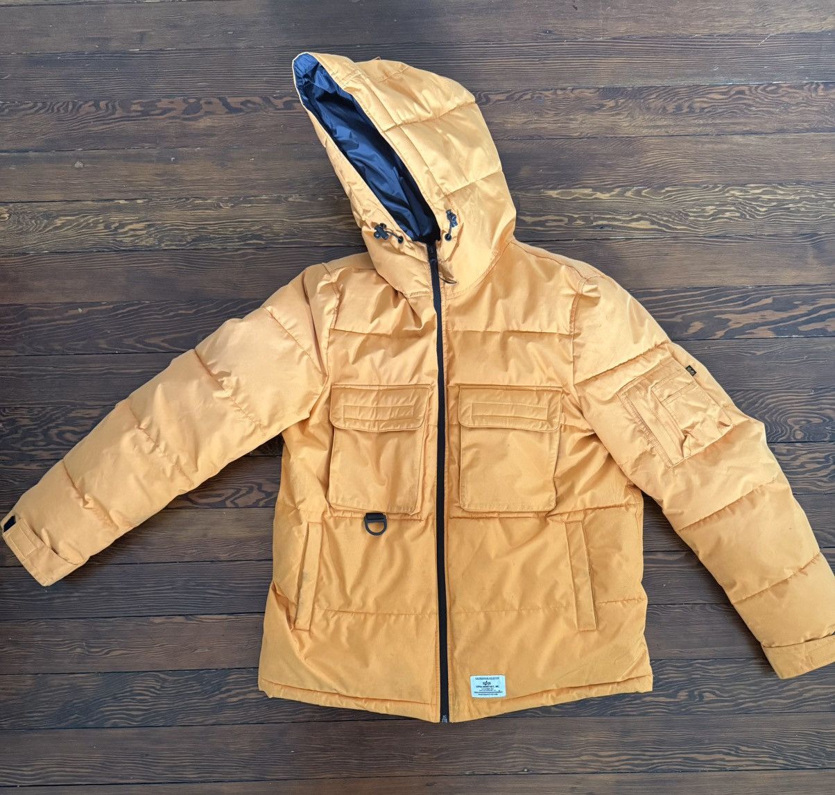 Alpha Industries Used Alpha Industries Orange Hooded Puffer Size Large Size US L / EU 52-54 / 3 - 1 Thumbnail
