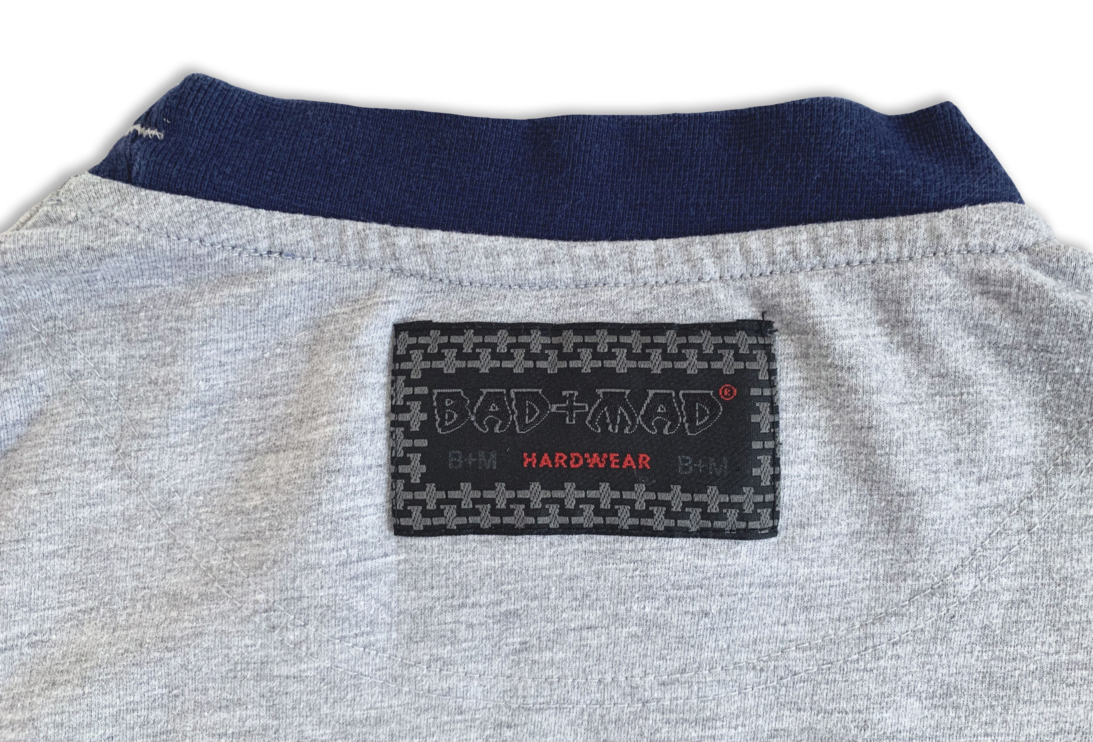 Other Vintage 90s BAD + MAD Sweatshirt Read the Manual Longsleeve Size US L / EU 52-54 / 3 - 7 Thumbnail