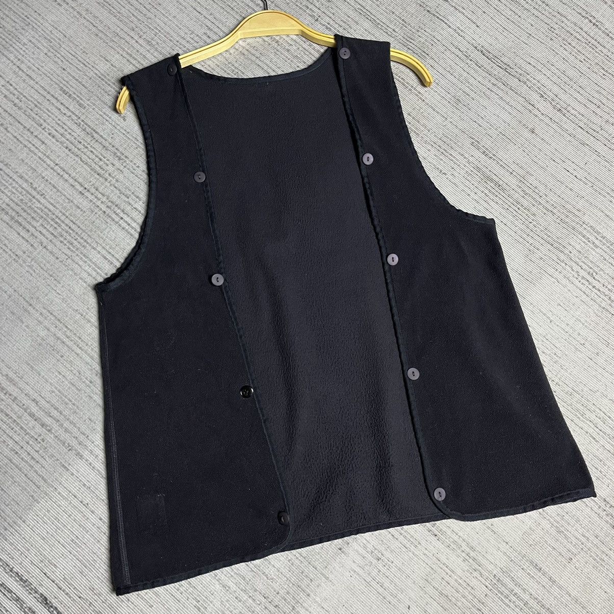 Issey Miyake × Pleats Please Issey Miyake Pleats Please Issey Miyake Button flecce sleeveles Size US M / EU 48-50 / 2 - 3 Thumbnail