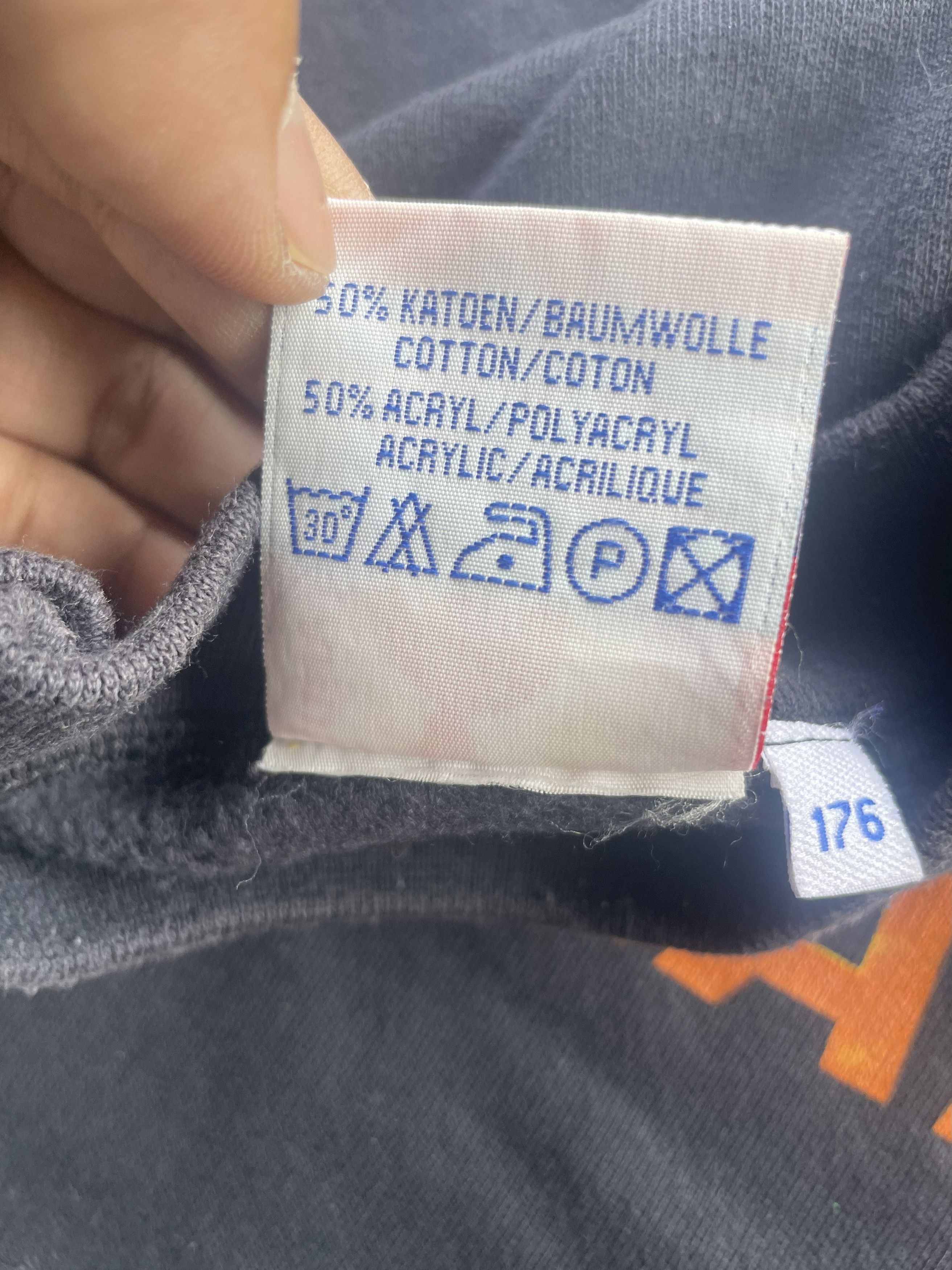 Other Vintage Clarence Seedorf Sweatshirt Size US L / EU 52-54 / 3 - 7 Thumbnail