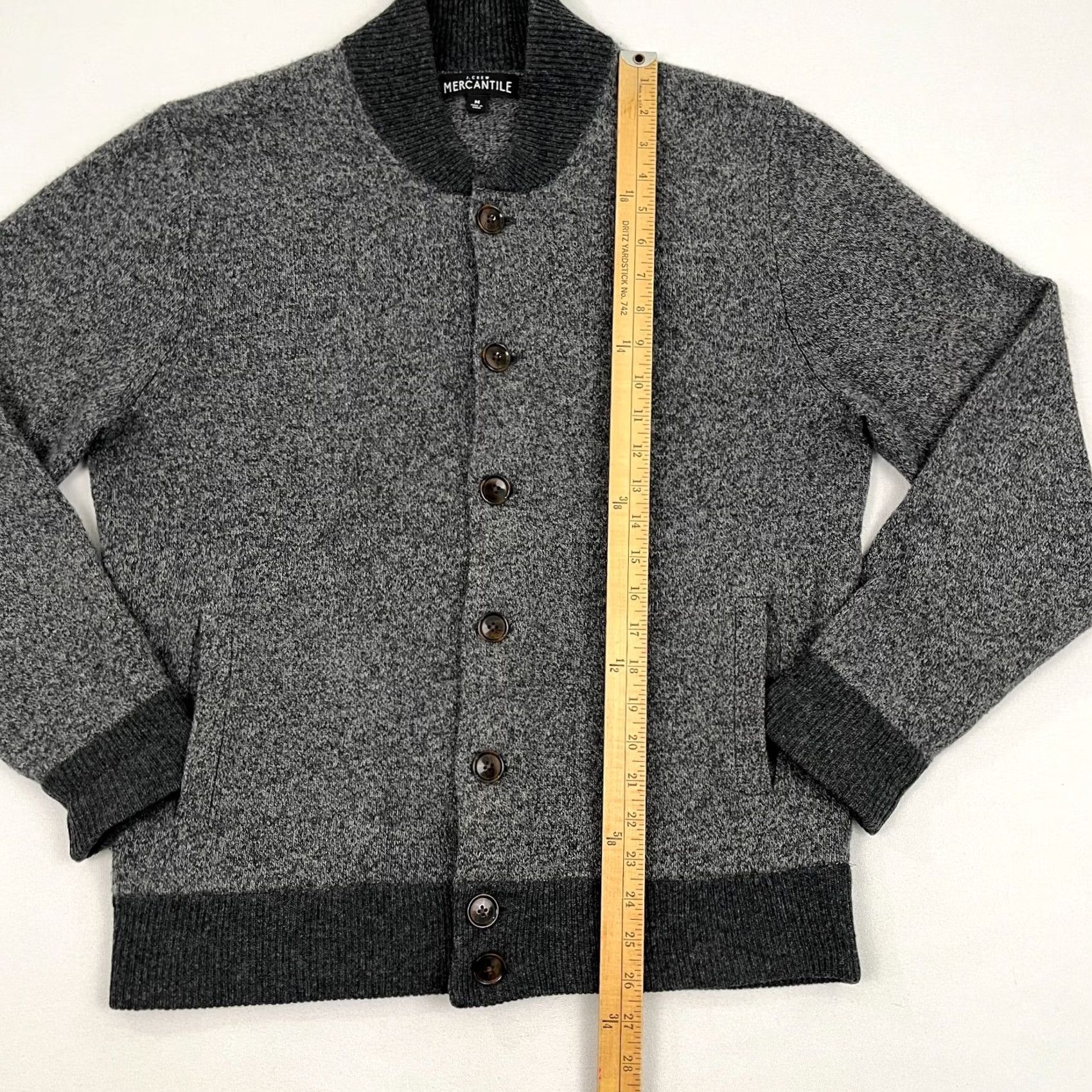 J.Crew J.CREW Mercantile Lambswool Bomber Cardigan Mens M Gray Knit Academia Sweater Cardigan Mens Regular Knit Wool Solid Gray Fall Winter 90s Theme Size US M / EU 48-50 / 2 - 4 Thumbnail