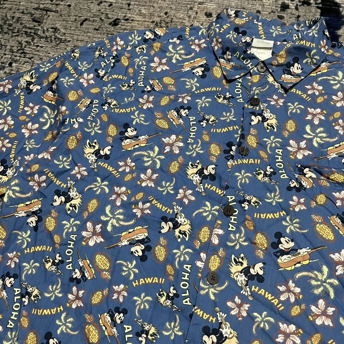 Mickey Mouse 🔥Vintage Mickey Mouse Hawaii Aloha Full Print Button Up Tee Size US L / EU 52-54 / 3 - 4 Thumbnail