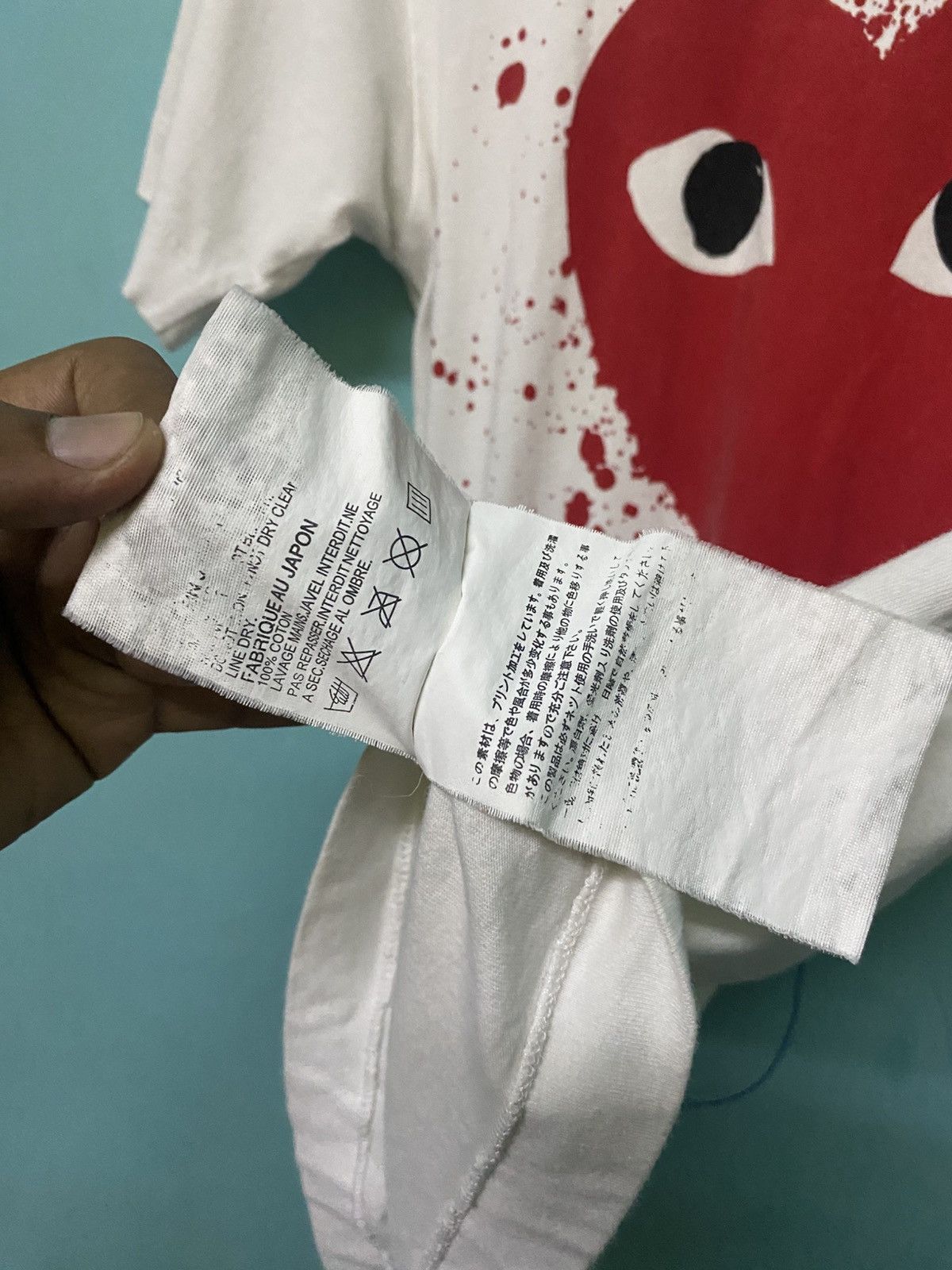 Comme des Garcons Comme des Garçons PLAY Red Heart Splatter Graphic Tee –White Size US S / EU 44-46 / 1 - 6 Thumbnail