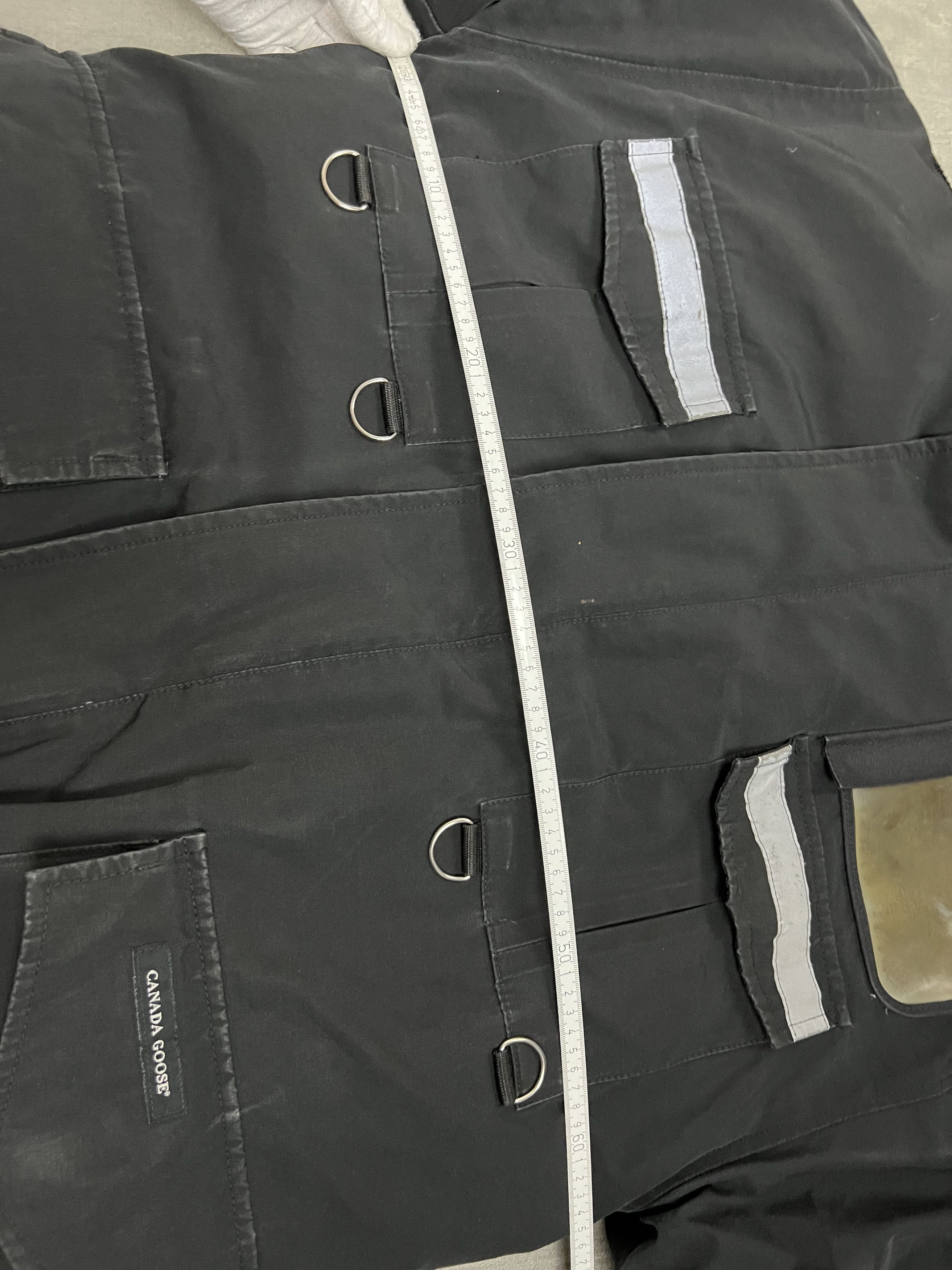 Canada Goose canada goose resolute puffer parka size L luxury Size US L / EU 52-54 / 3 - 14 Thumbnail