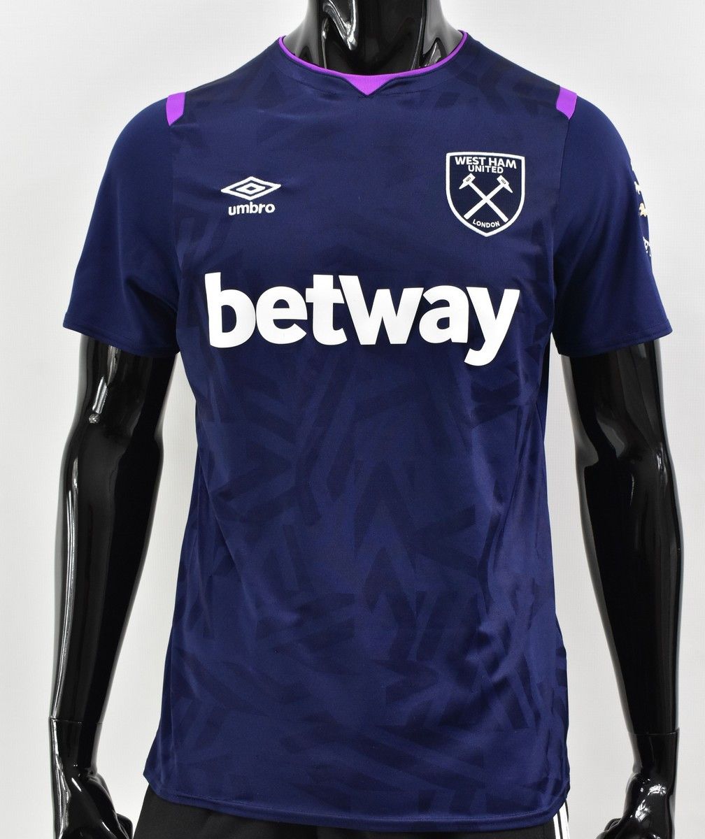 Umbro Umbro West Ham UnitedAway 3RD 2019-2020 Shirt m Size US M / EU 48-50 / 2 - 1 Thumbnail