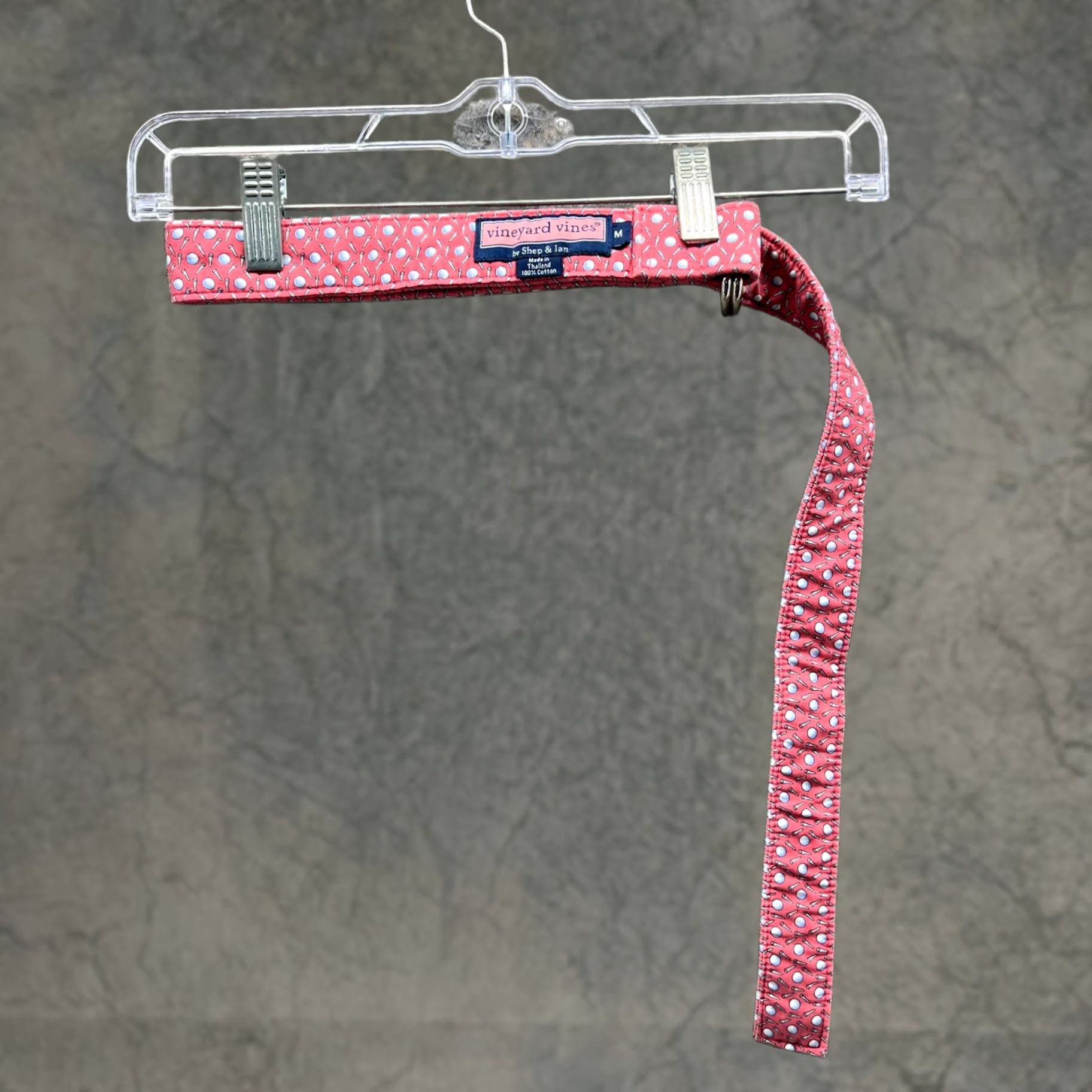 Vineyard Vines Vineyard Vines Belt Women Medium All over Print Double Ring Golf Ball Print Belt Pink Golf Belt Women M Color Pink 90s? Size ONE SIZE - 1 Thumbnail