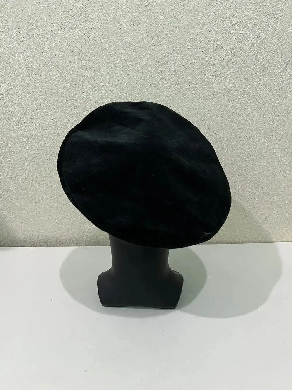 Hardy Amies Vintage Hardy Amies Beret hat Size ONE SIZE - 8 Thumbnail