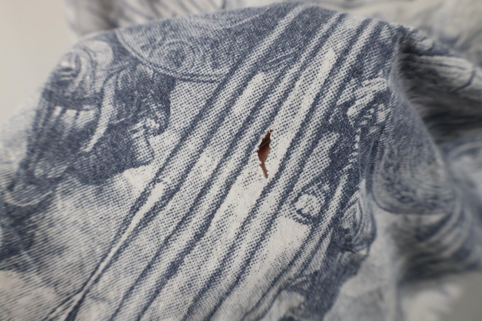 Vintage Vintage 90s Streetwear Print Alexander the Great T-Shirt Size US XL / EU 56 / 4 - 7 Thumbnail